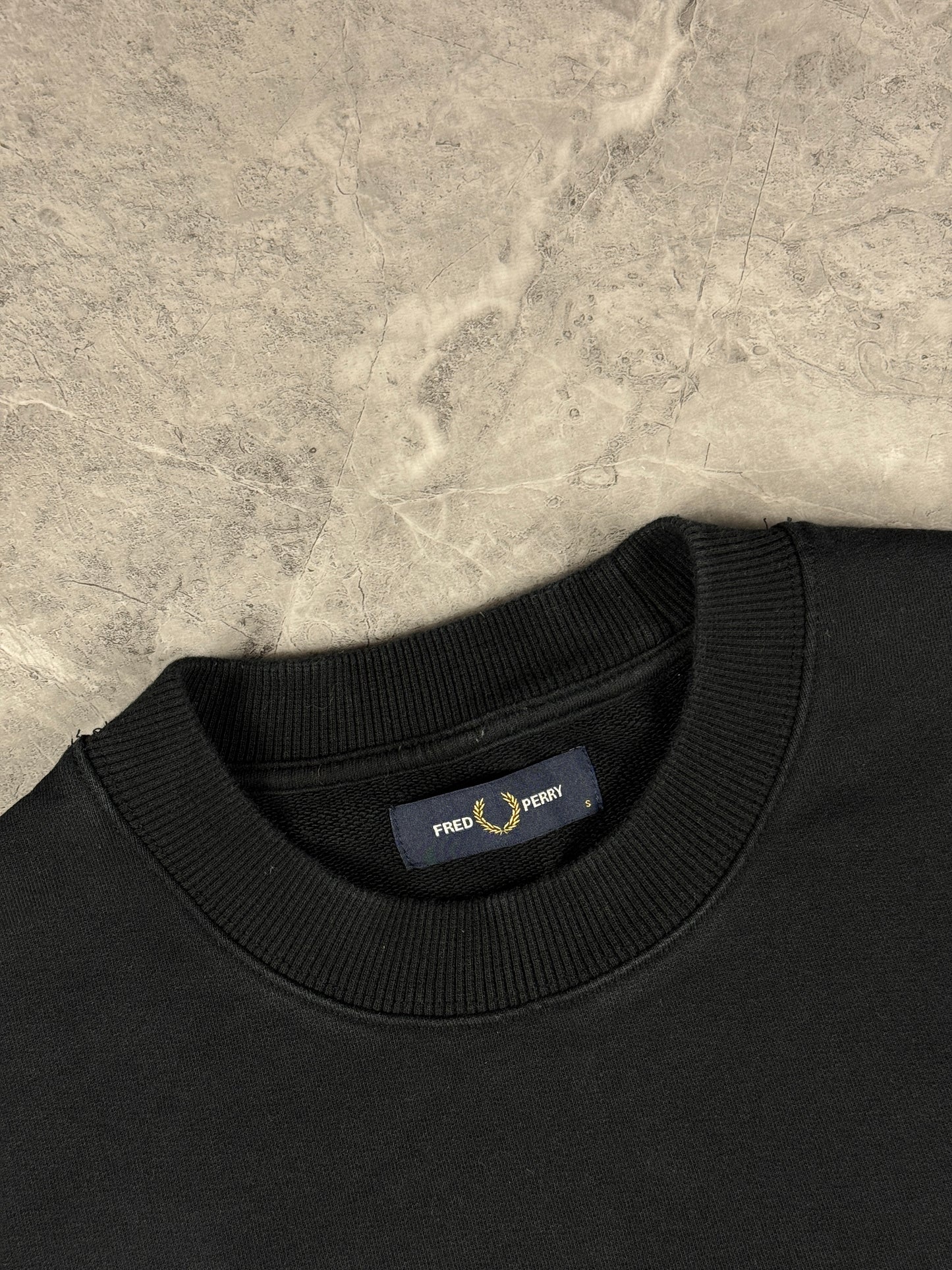 Fred Perry Crni Logo Plavi muška dukserica (S)