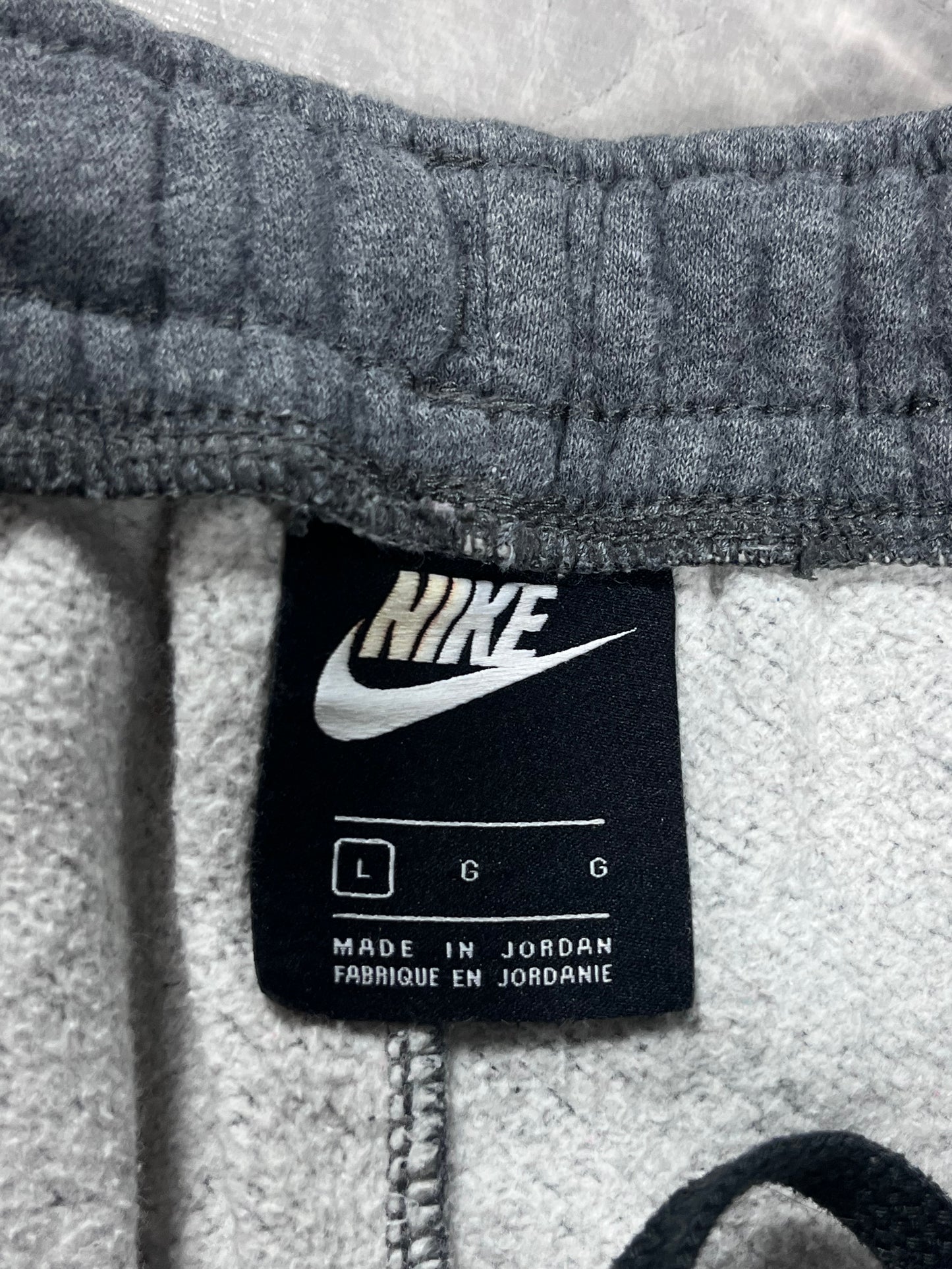 Nike Cargo muška trenerka (L)