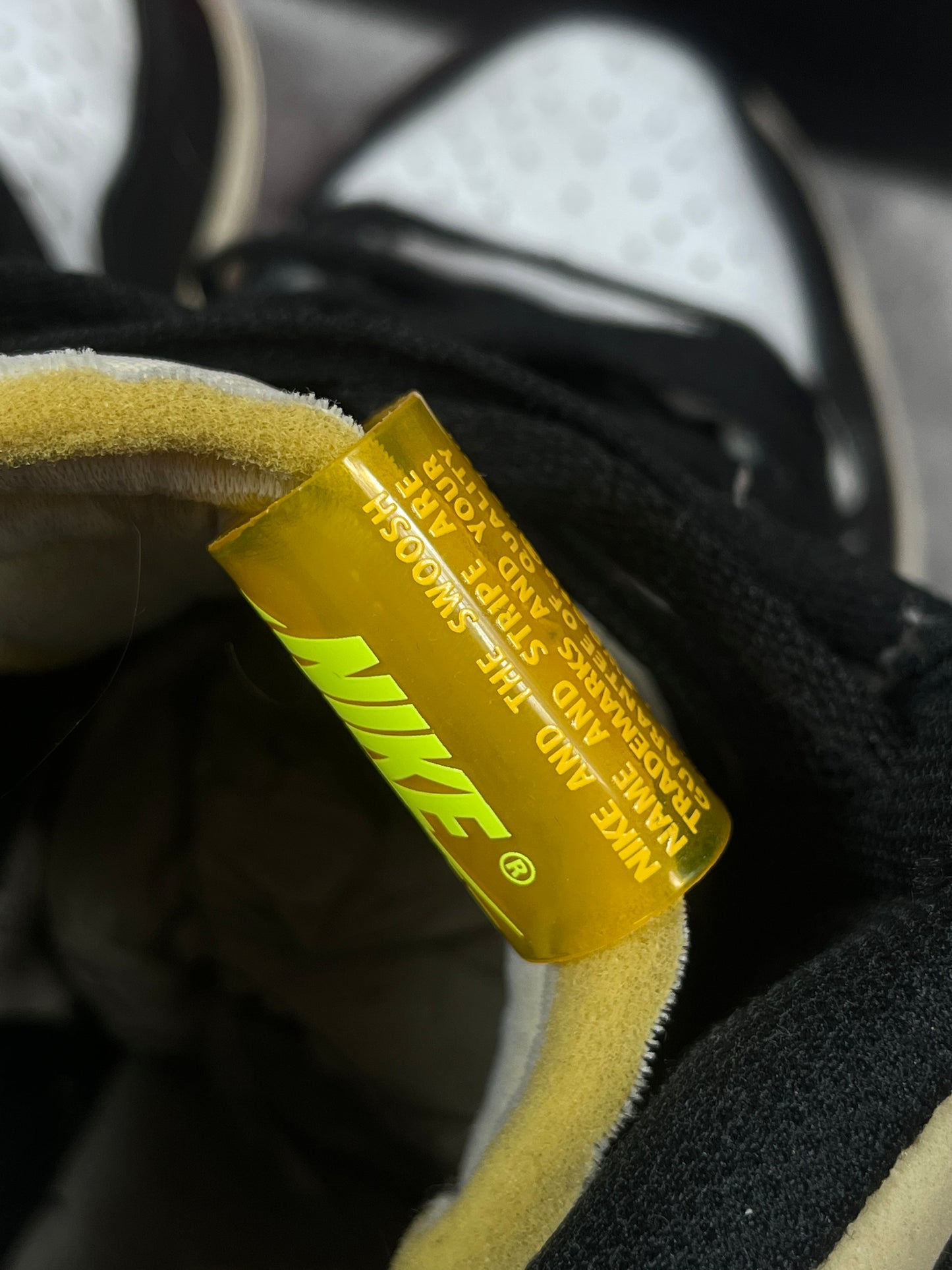 Air Jordan 1 High Volt Gold muške patike (44.5)