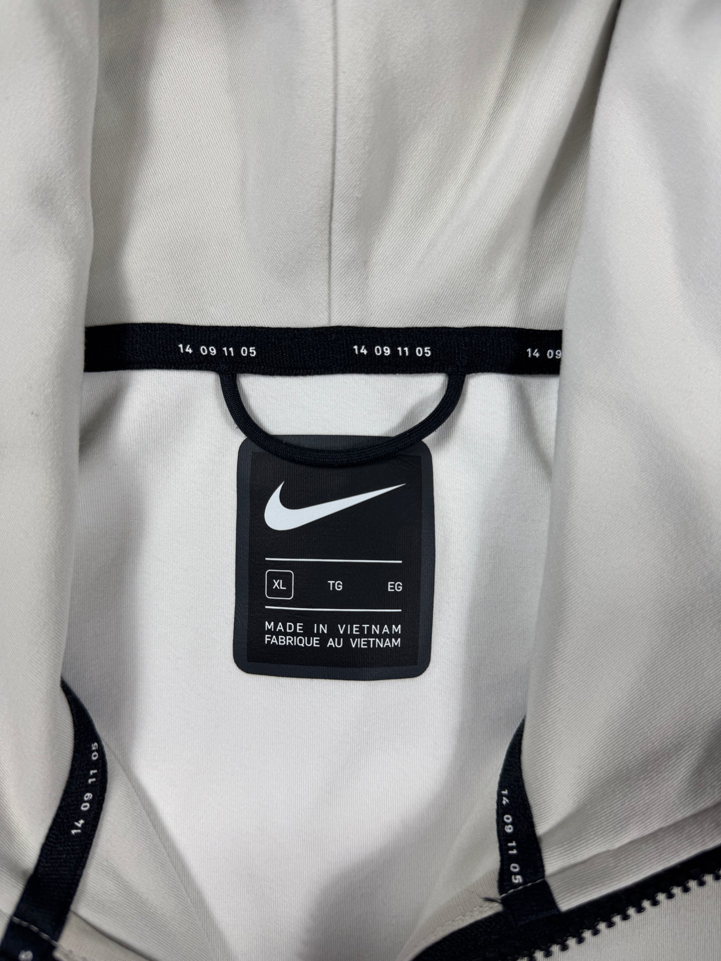 Nike Tech muška dukserica (XL)