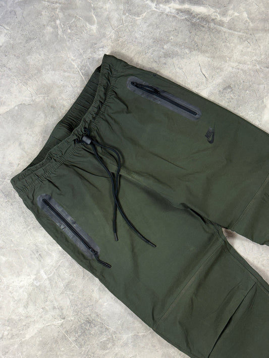 Nike Tech Fleece muške pantalone (L)