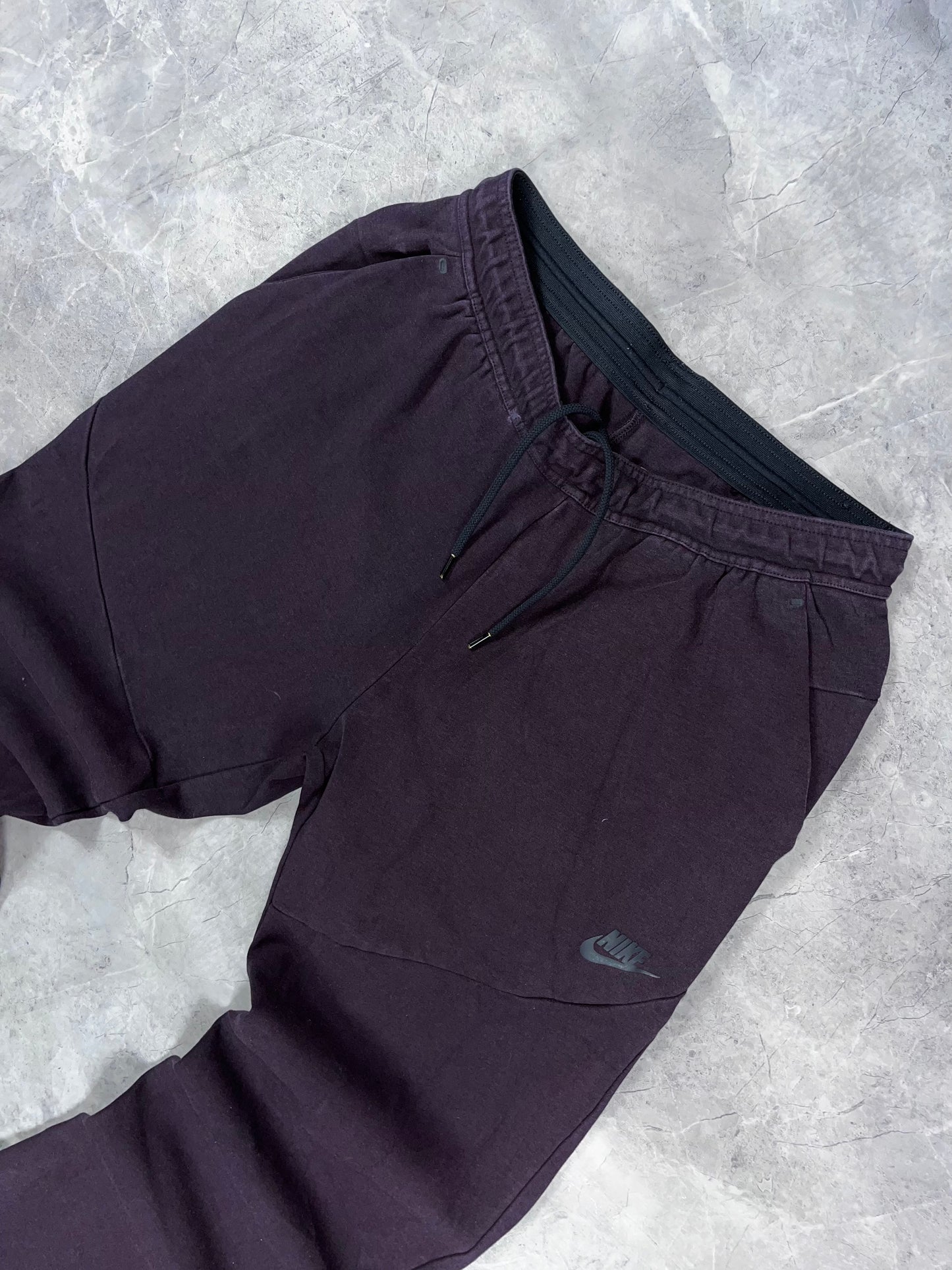 Nike Tech Fleece Bordeaux muška komplet trenerka(L)