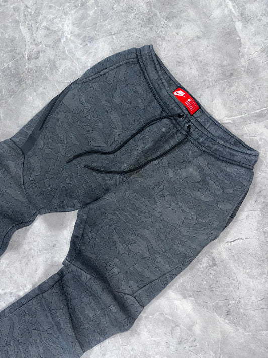 Nike Tech Fleece Jacquard muška trenerka (M)