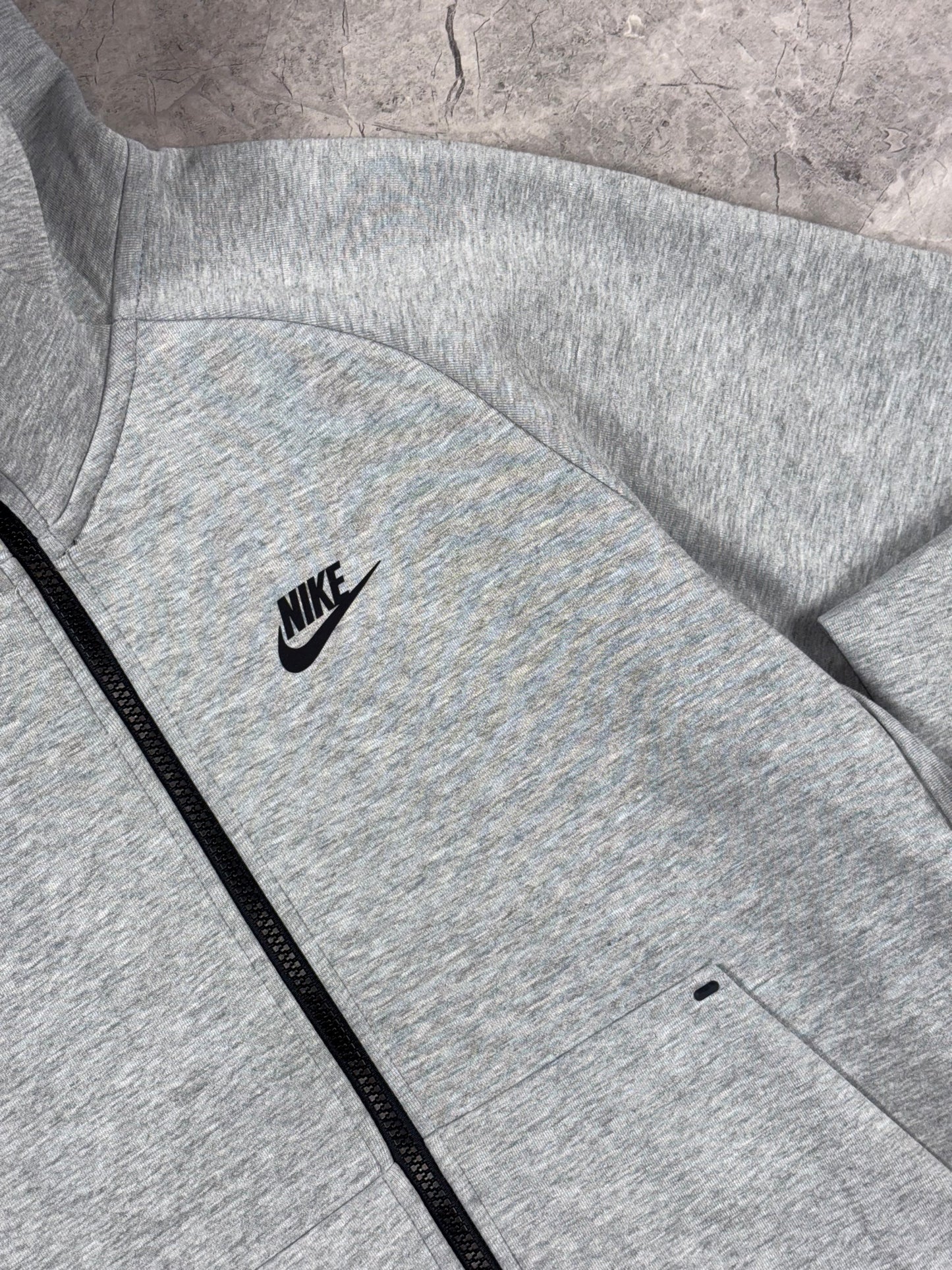 Nike Tech Fleece Hard Grey muška dukserica (S, L)