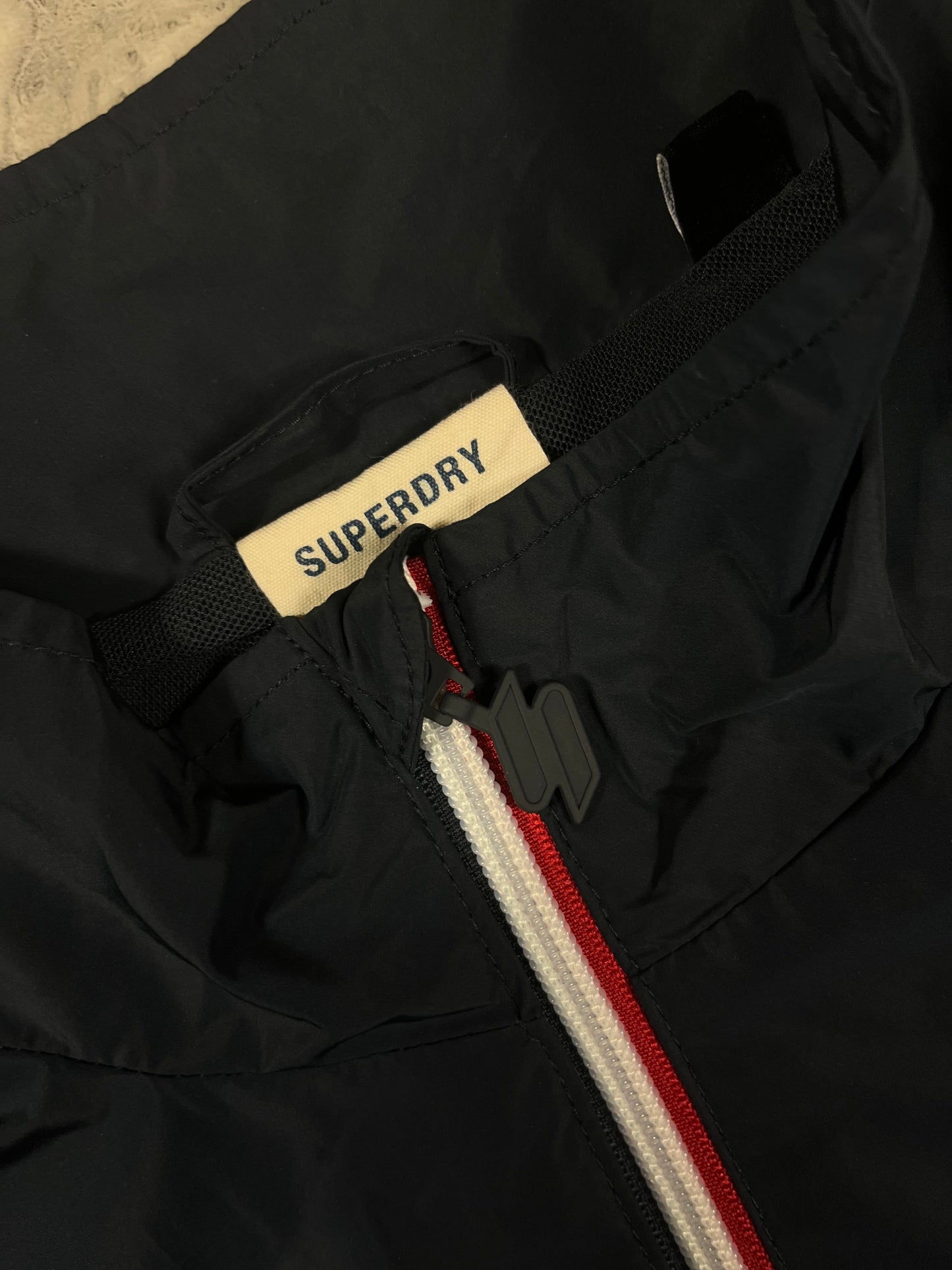 Superdry muška šuškava dukserica (L)