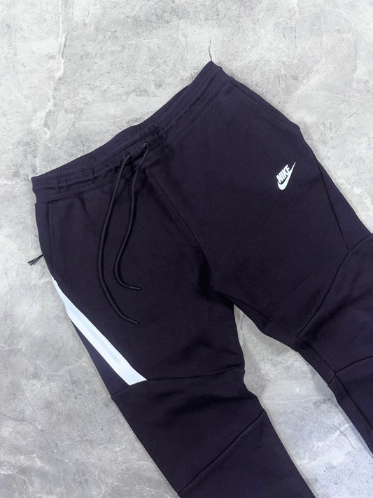 Nike Tech Fleece muška trenerka (L)