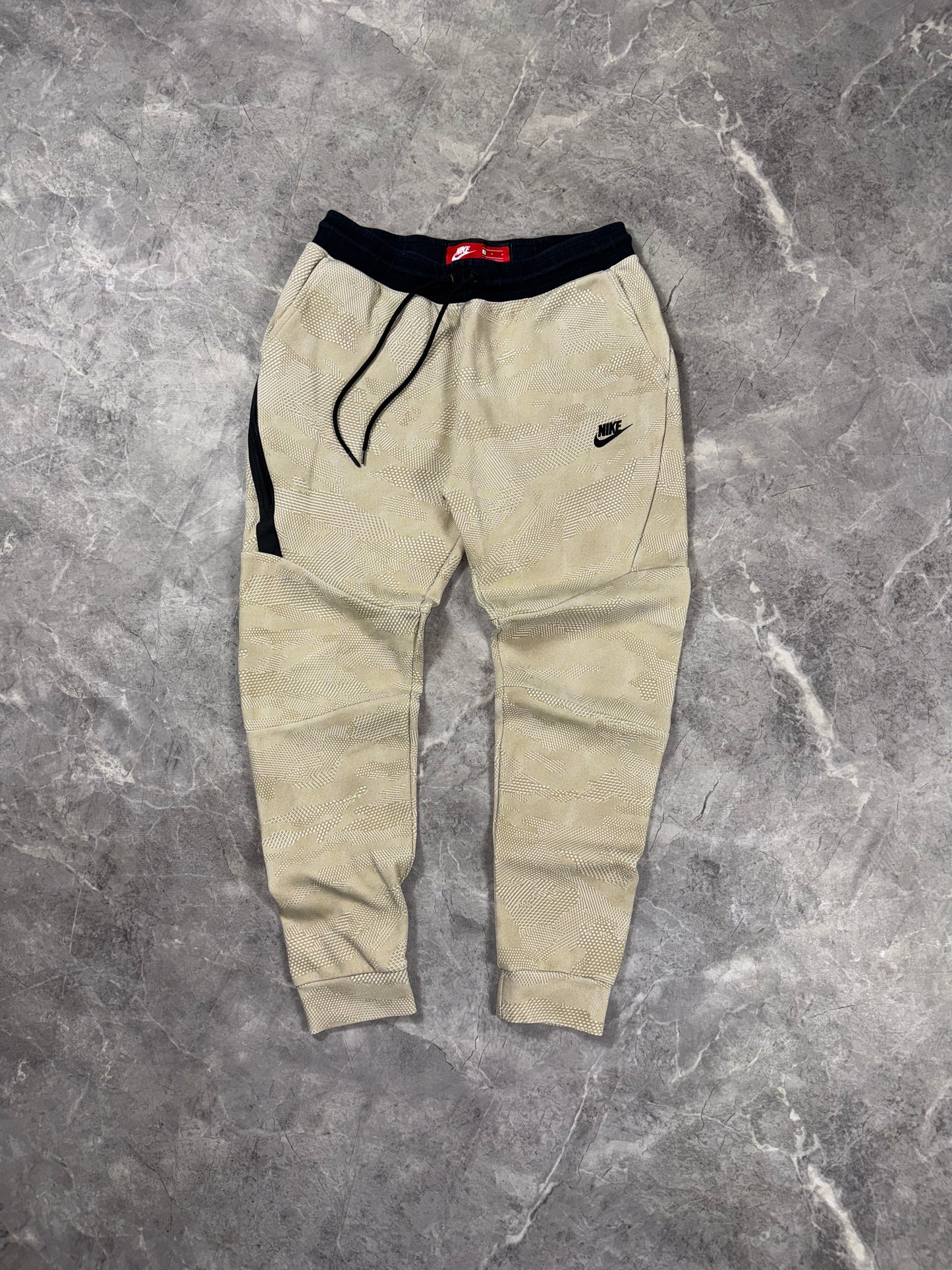 Nike Tech Fleece muška trenerka (S)