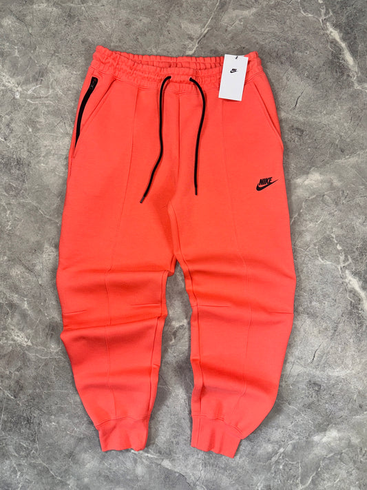 Nike Tech Fleece ženske trenerke (M)