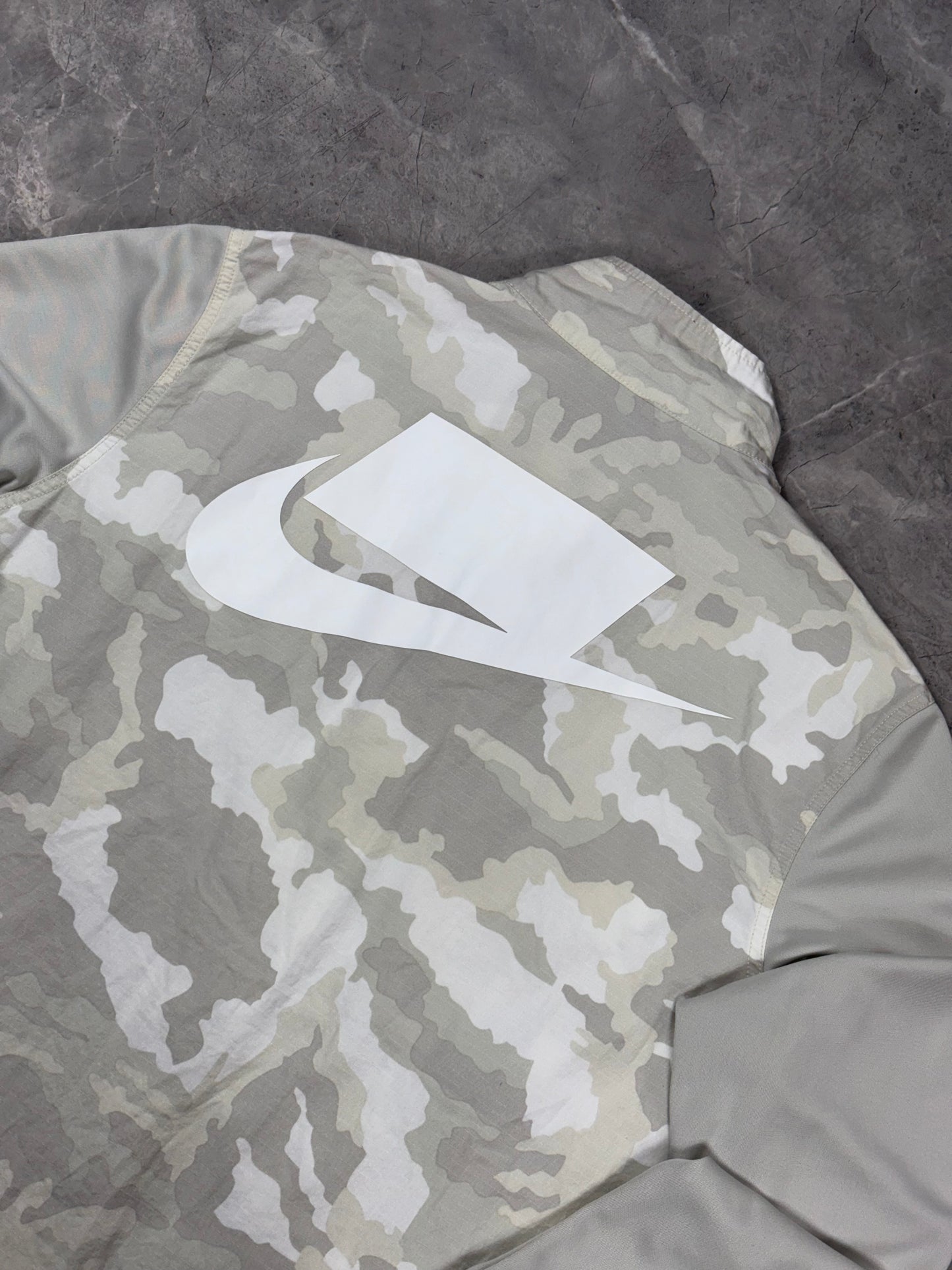 Nike NSW White Sail Cream Camo muška dukserica(XXL)