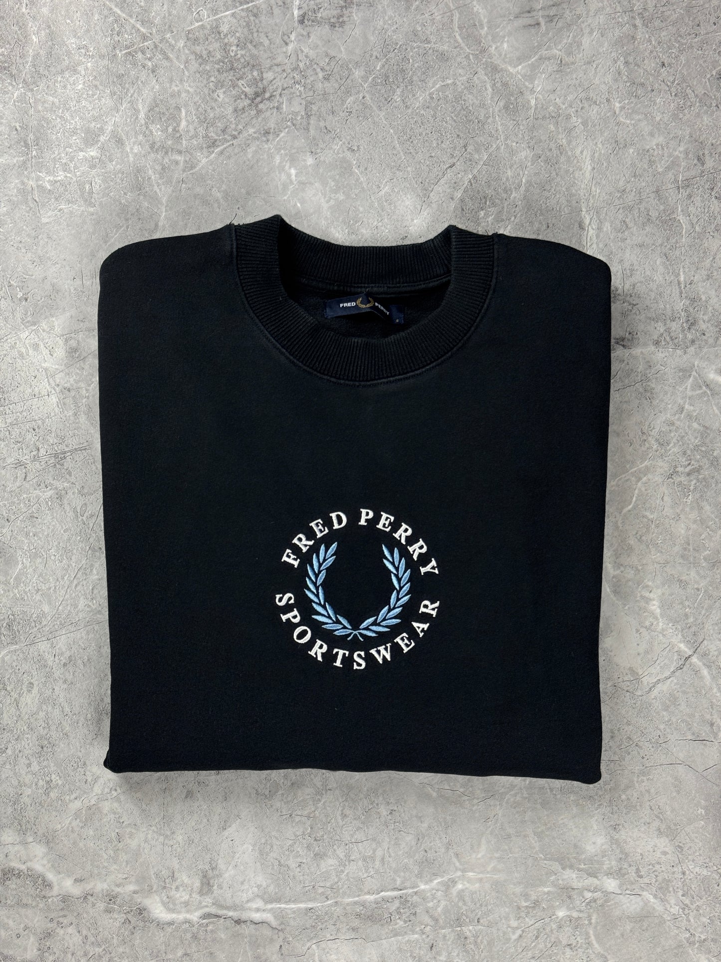 Fred Perry Crni Logo Plavi muška dukserica (S)