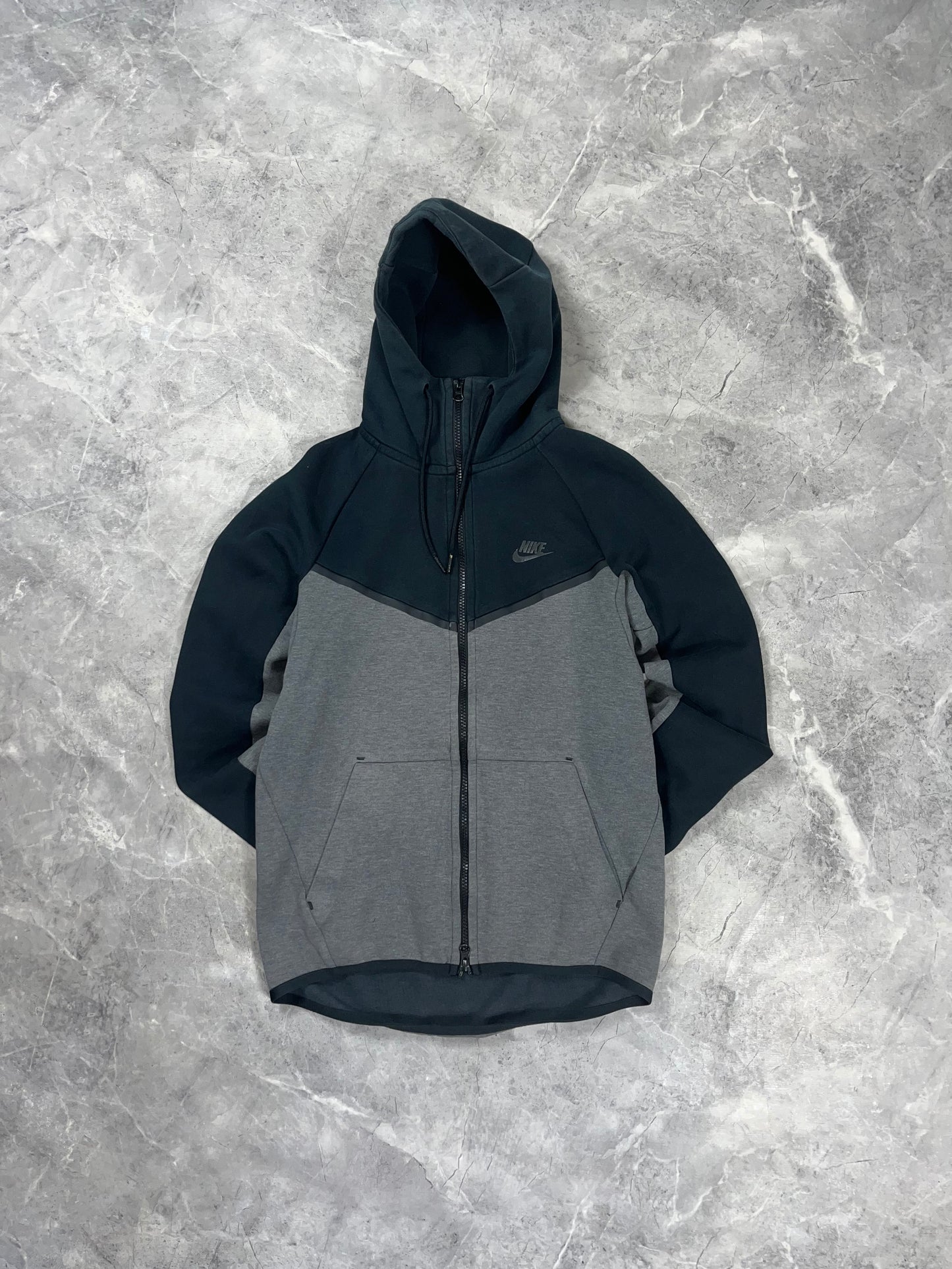 Nike Tech Fleece muška dukserica (S)