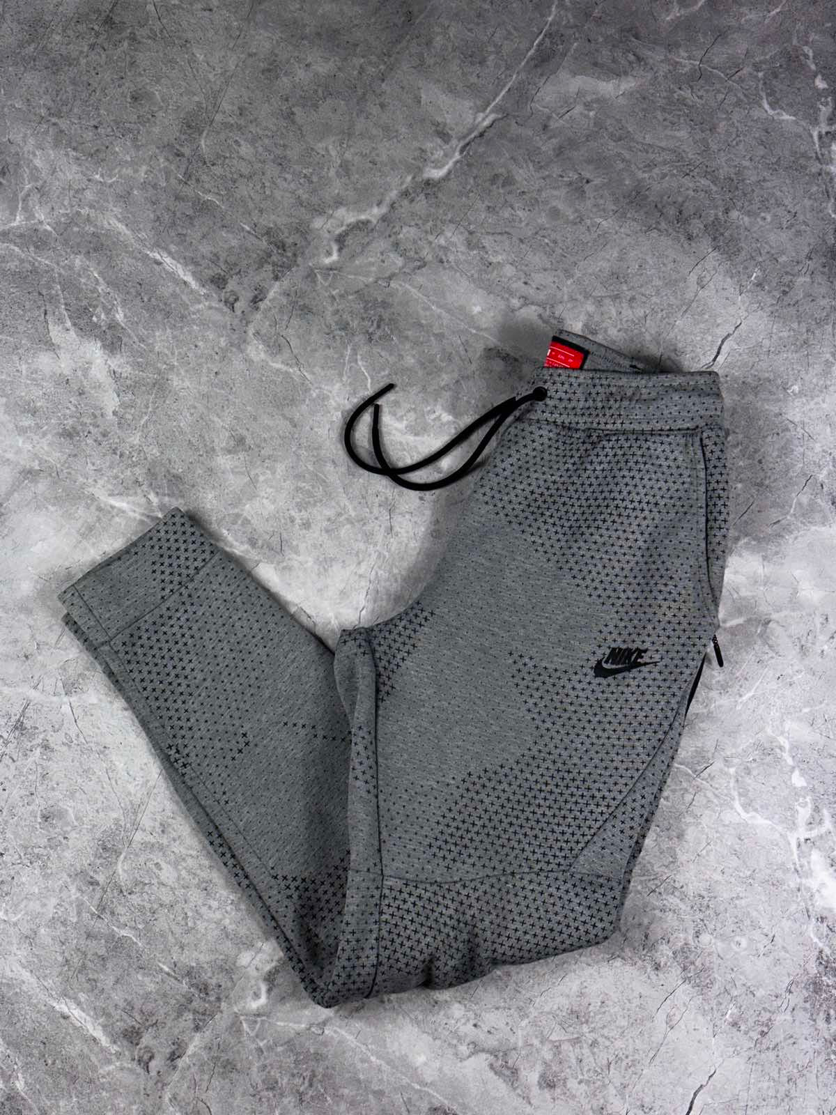 Nike Tech Fleece GX muška trenerka(XS)