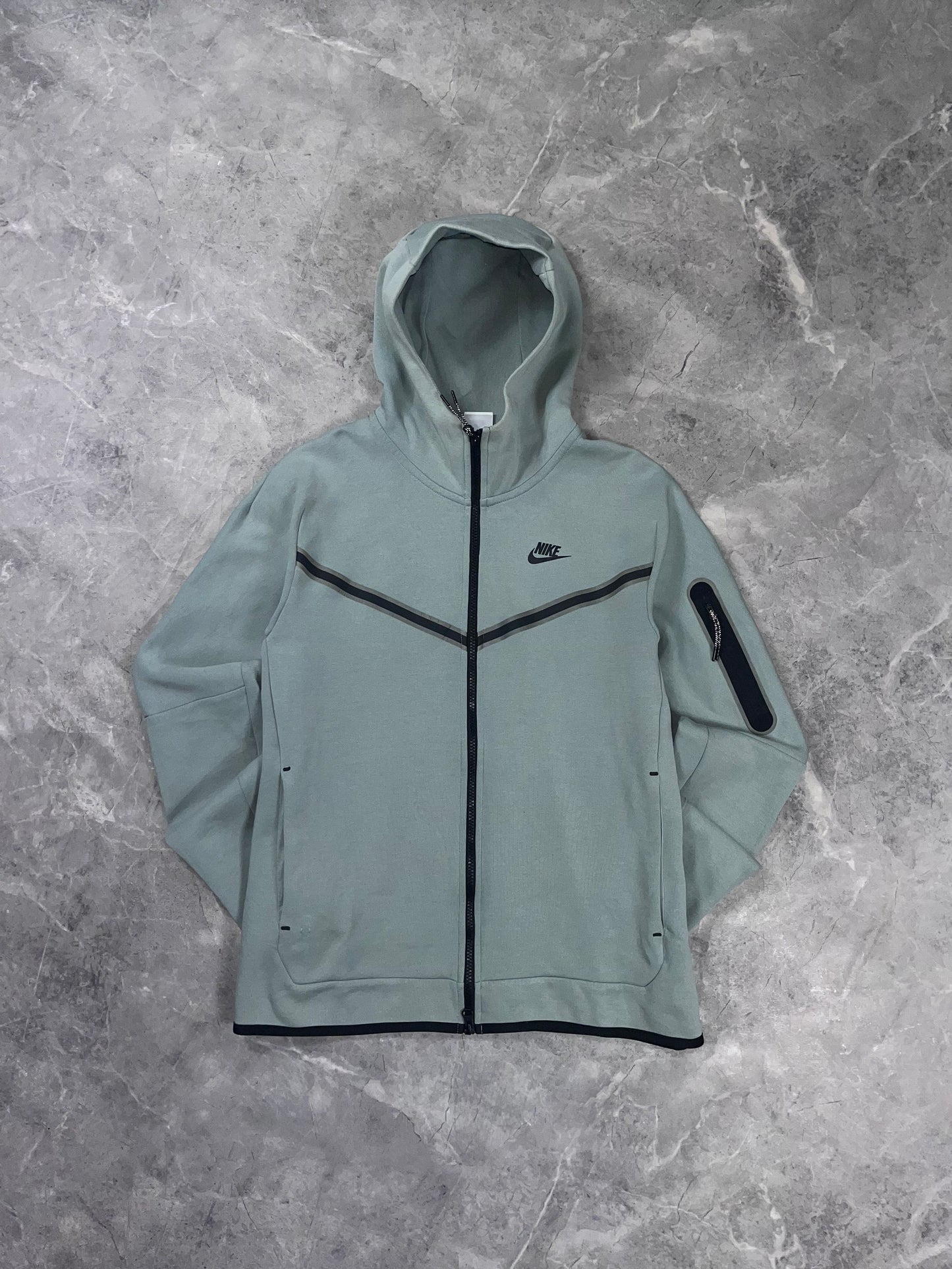 Nike Tech Fleece muška dukserica (M)