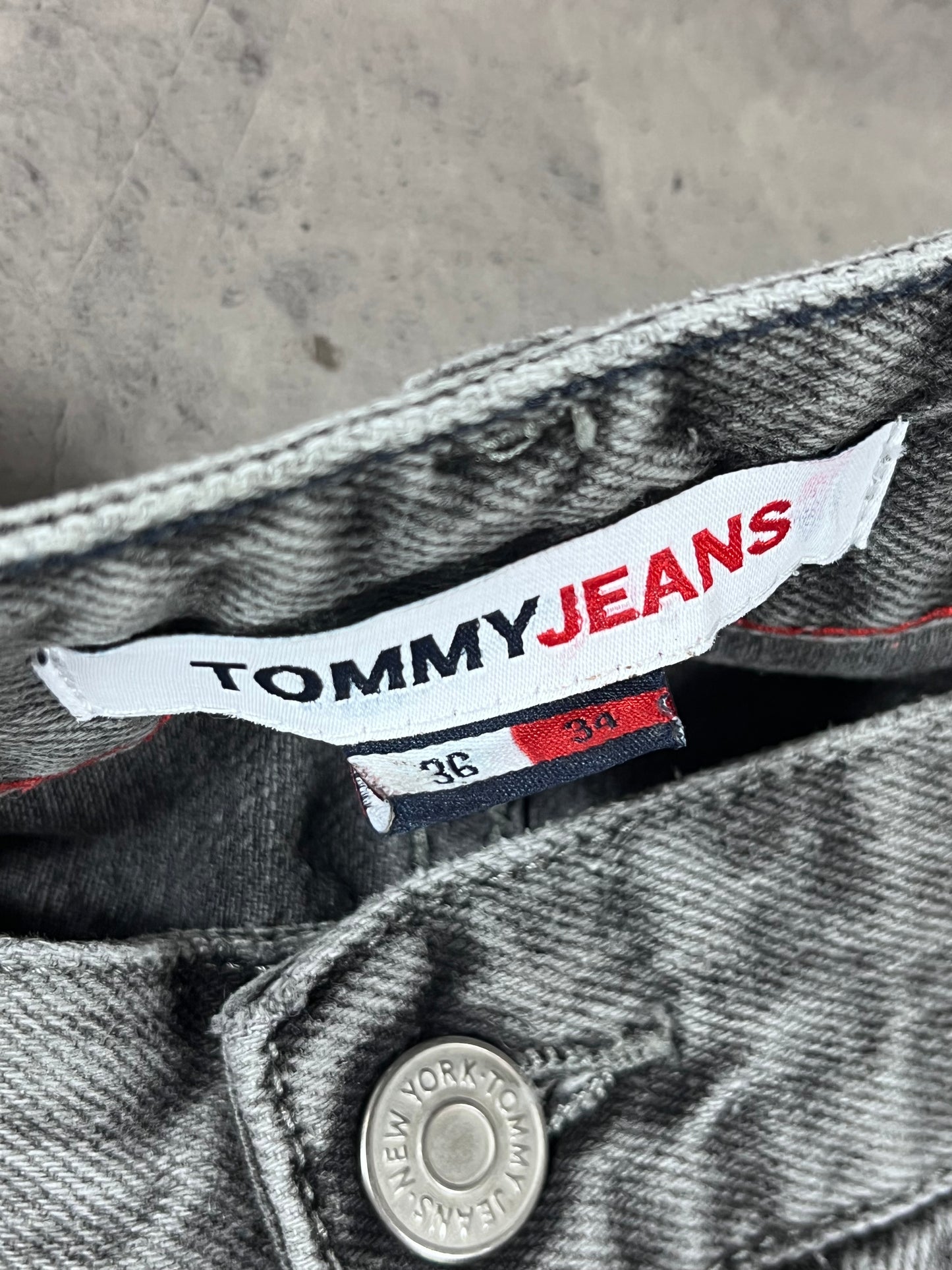 Tommy Jeans muške pantalone (XL)