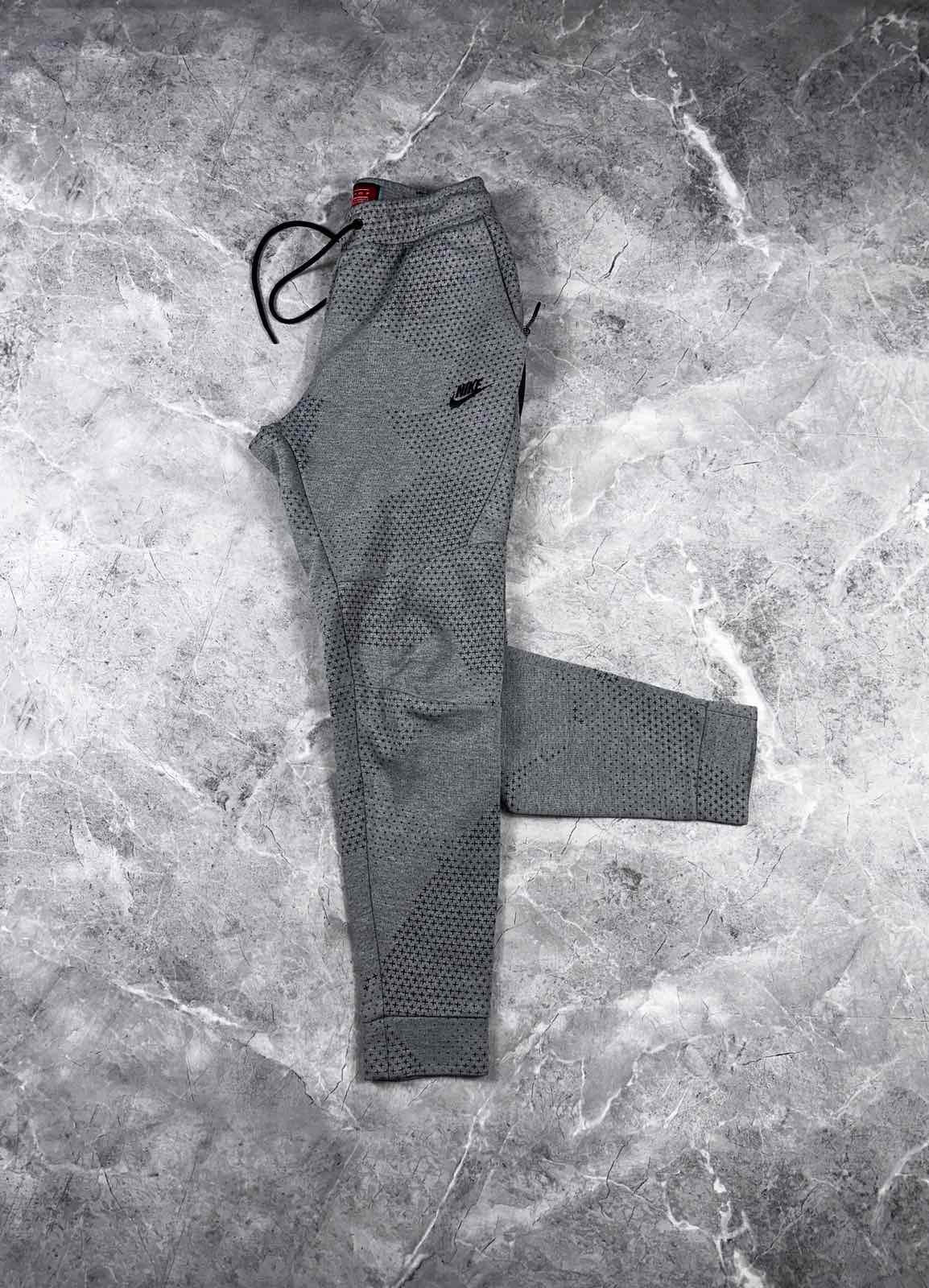 Nike Tech Fleece GX muška trenerka(XS)