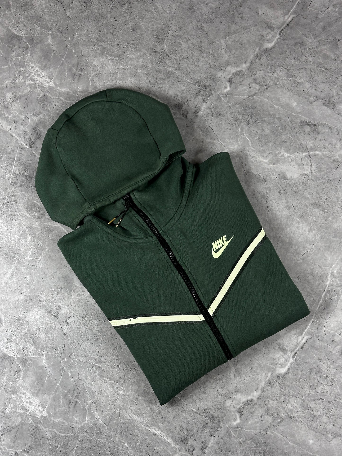 Nike Tech Fleece muška dukserica (M)