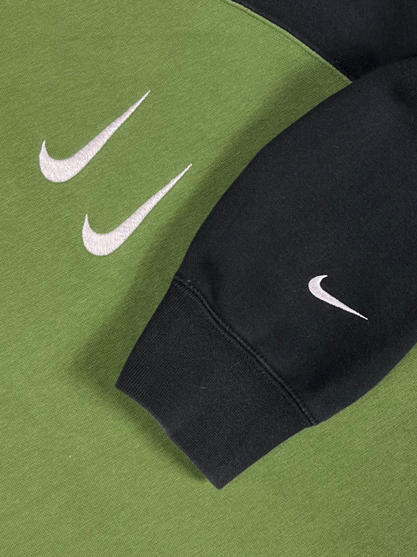 Nike Swoosh muška dukserica (L)