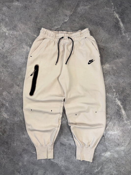 Nike Tech Fleece ženska trenerka (M)