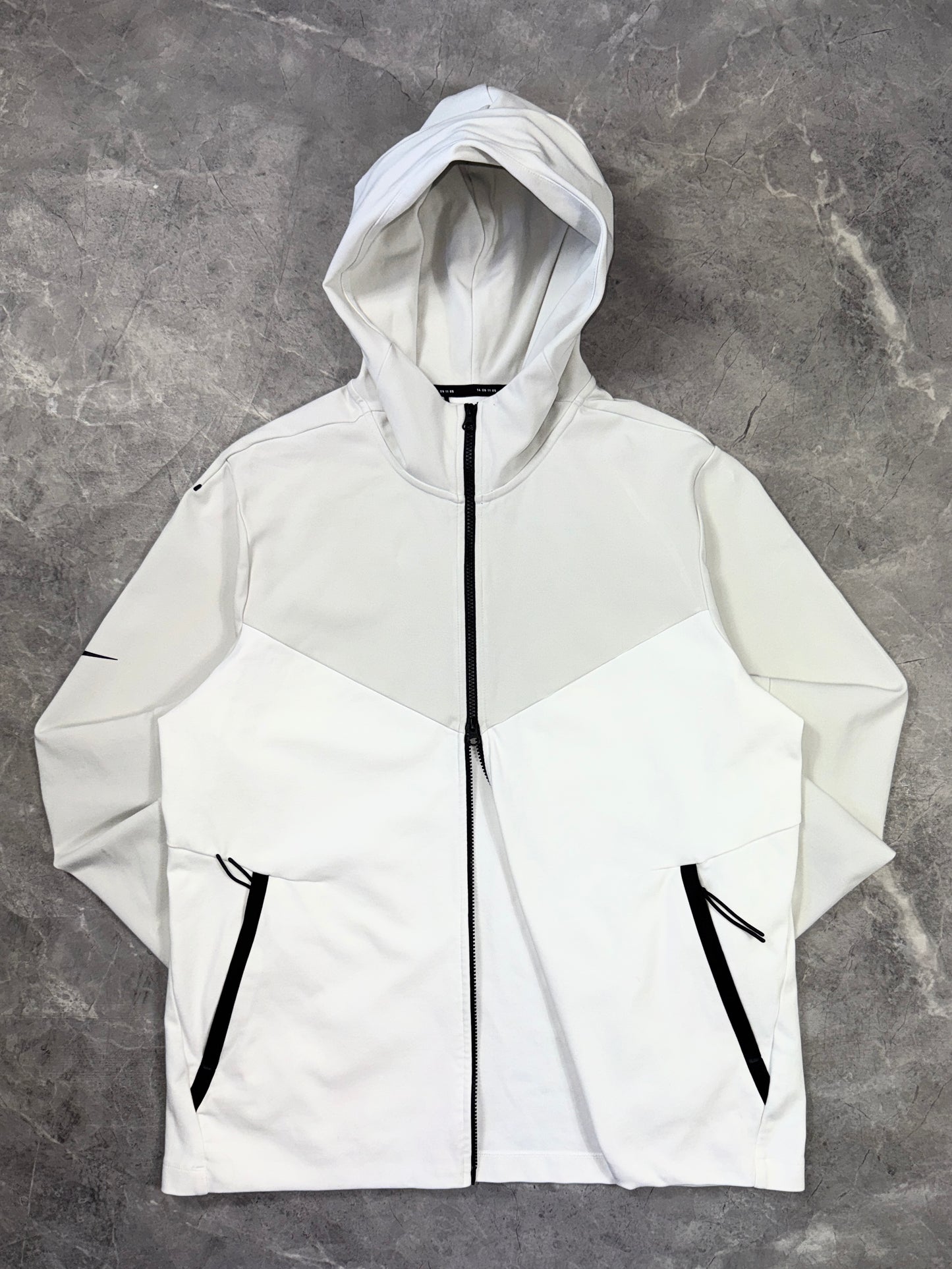 Nike Tech muška dukserica (XL)