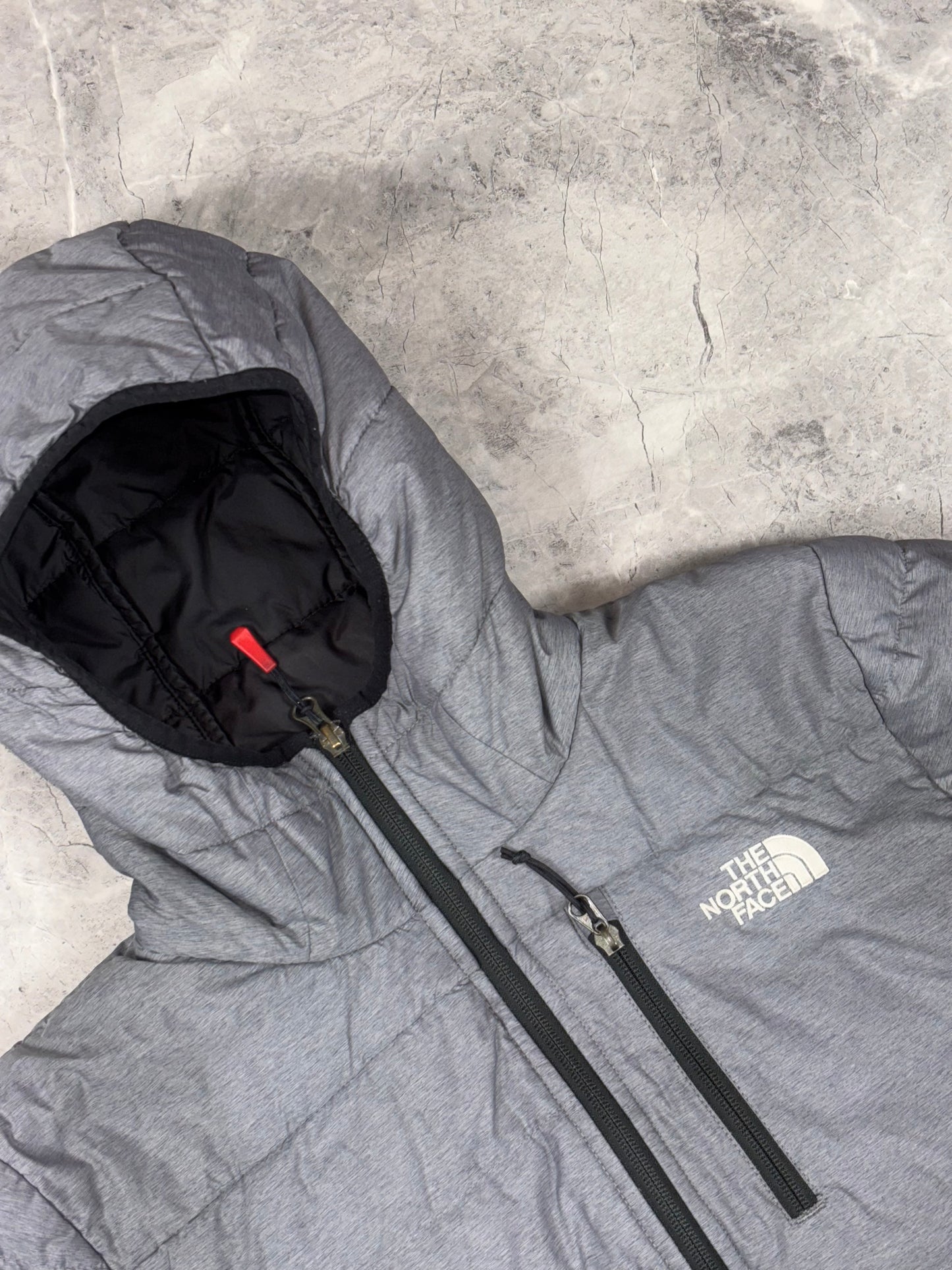 The North Face 550 muška tamno siva jakna (S)