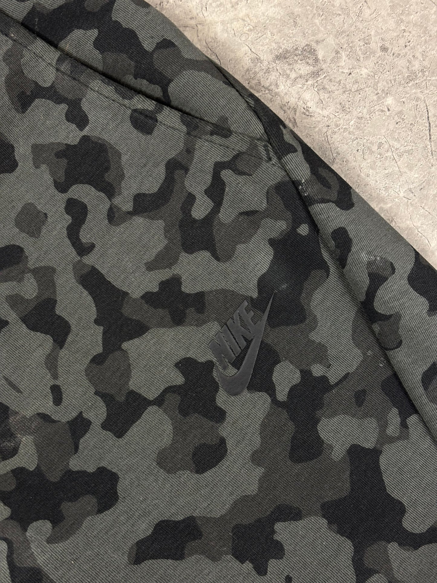 Nike Tech Fleece Camo muška trenerka(XS,S,M)