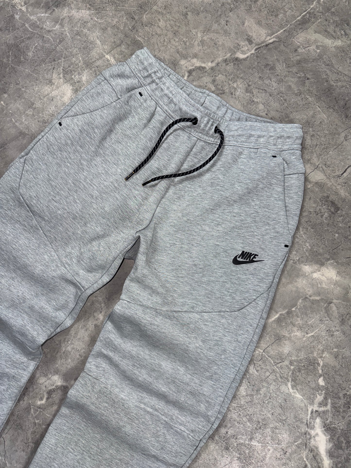 Nike Tech Fleece muška trenerka (S)