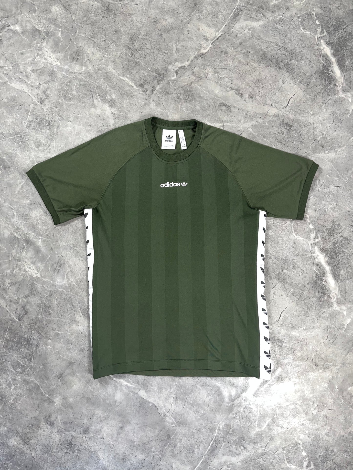 Adidas Originals olive muška majica (M)