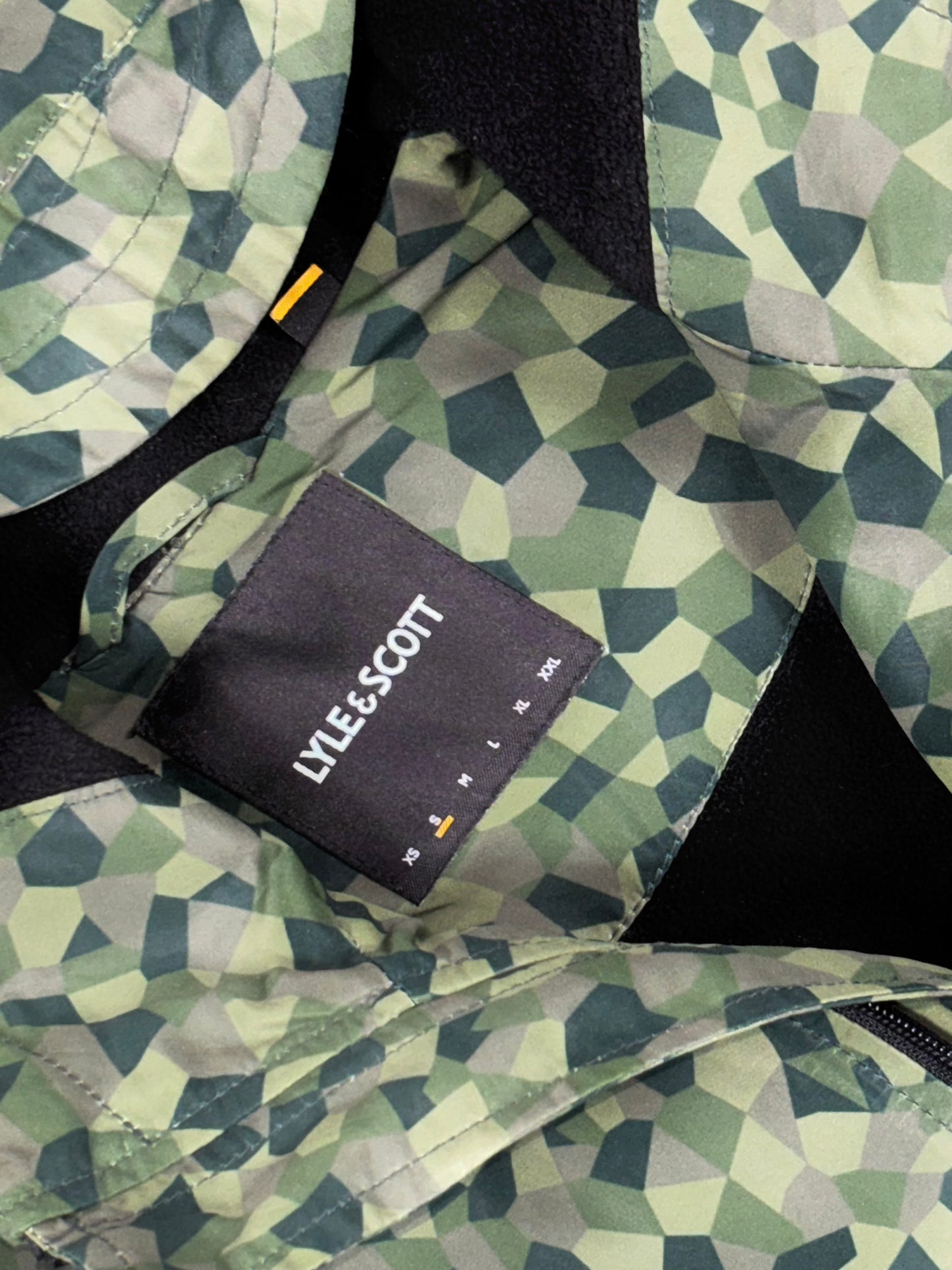 Lyle and Scott Geo Print muška jaknica (S)