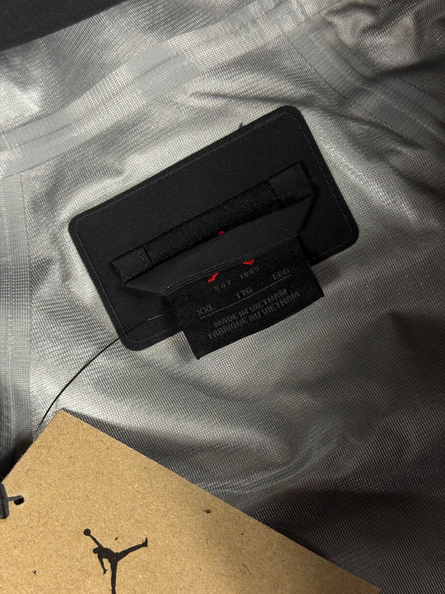 Air Jordan Gore Tex Off Noir Water Resistant WindProof muška dukserica(XXL)