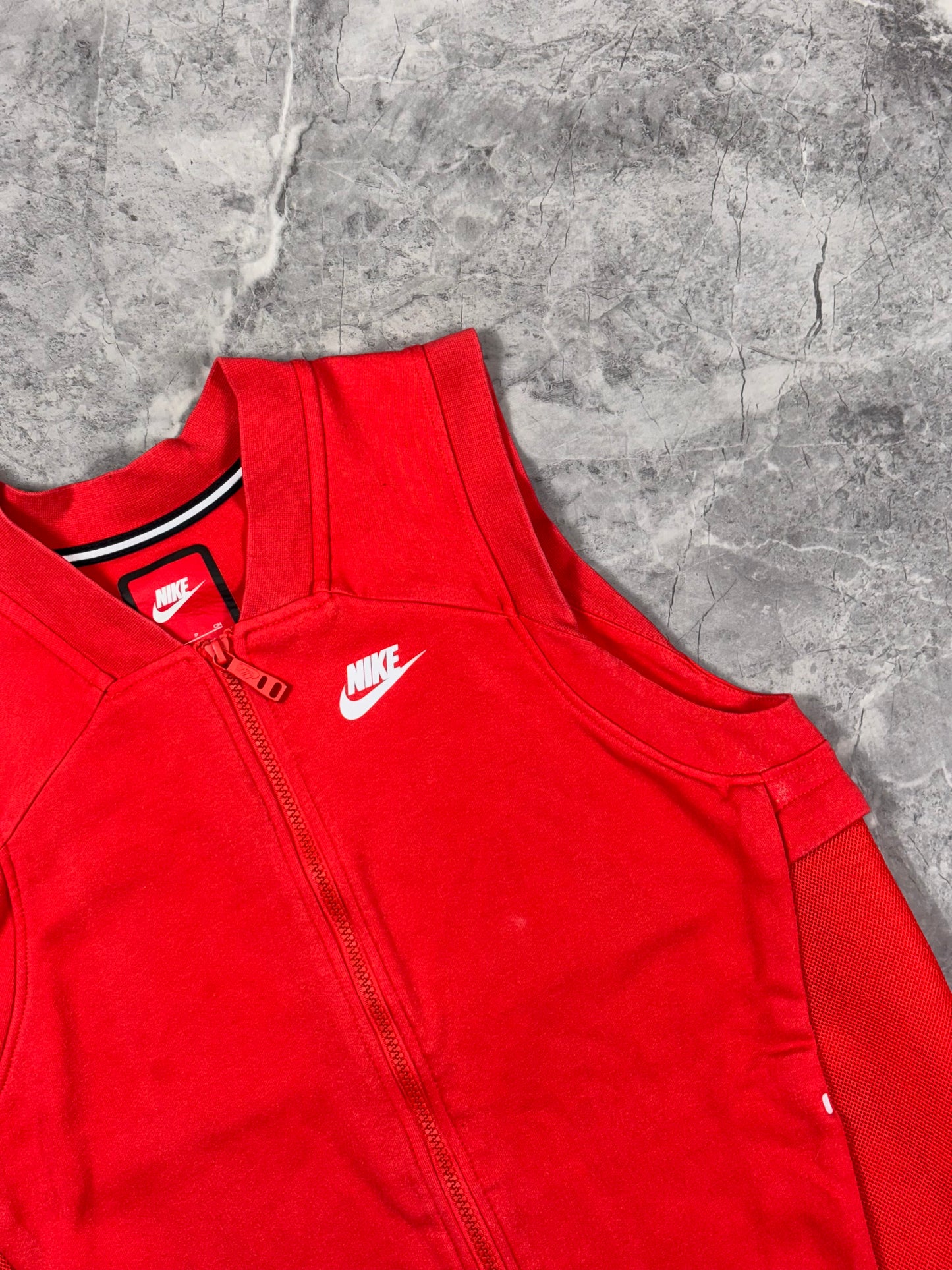 Nike Tech Fleece prsluk (S)