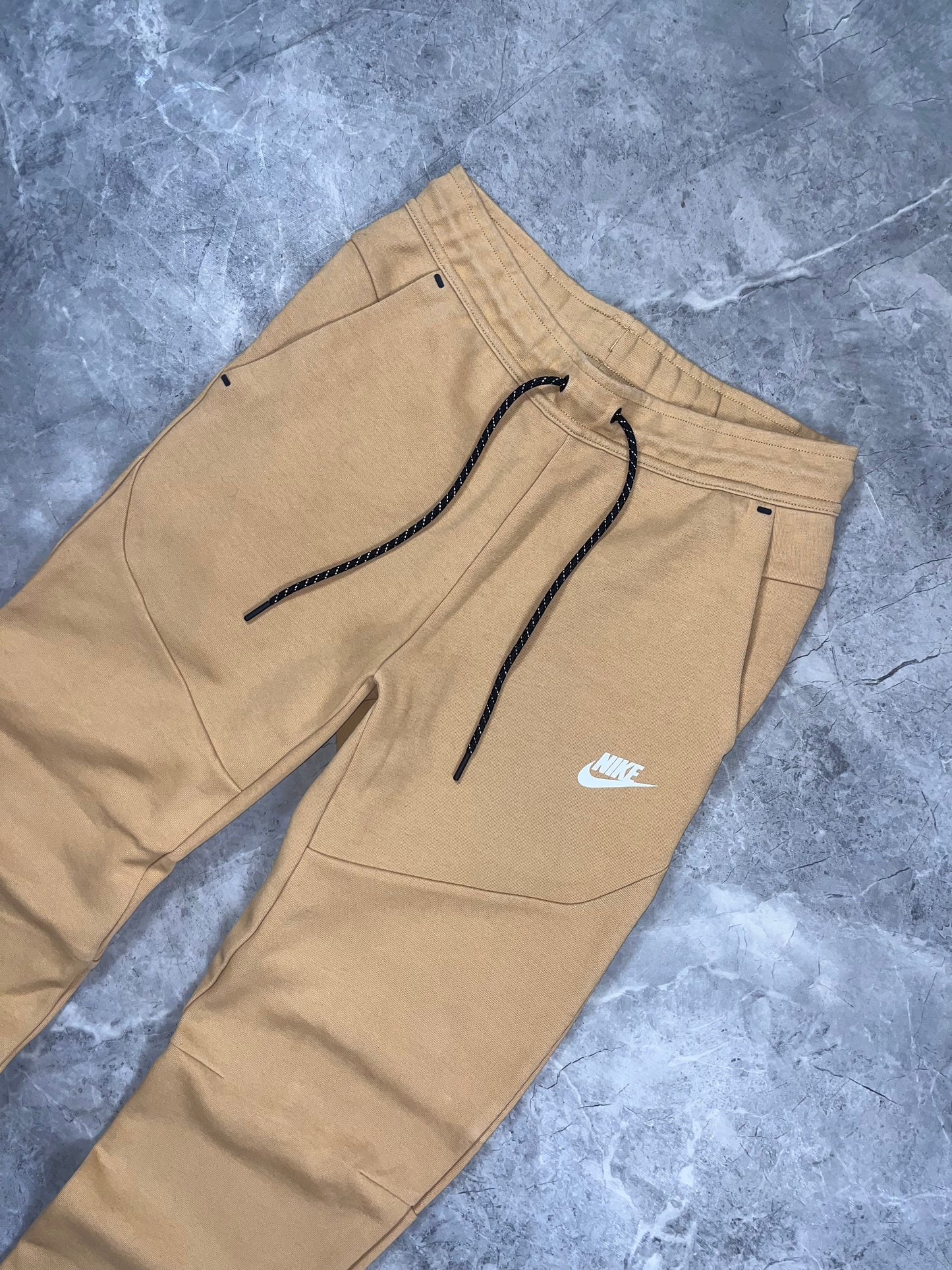 Nike Tech Fleece Gold muška trenerka (XS)