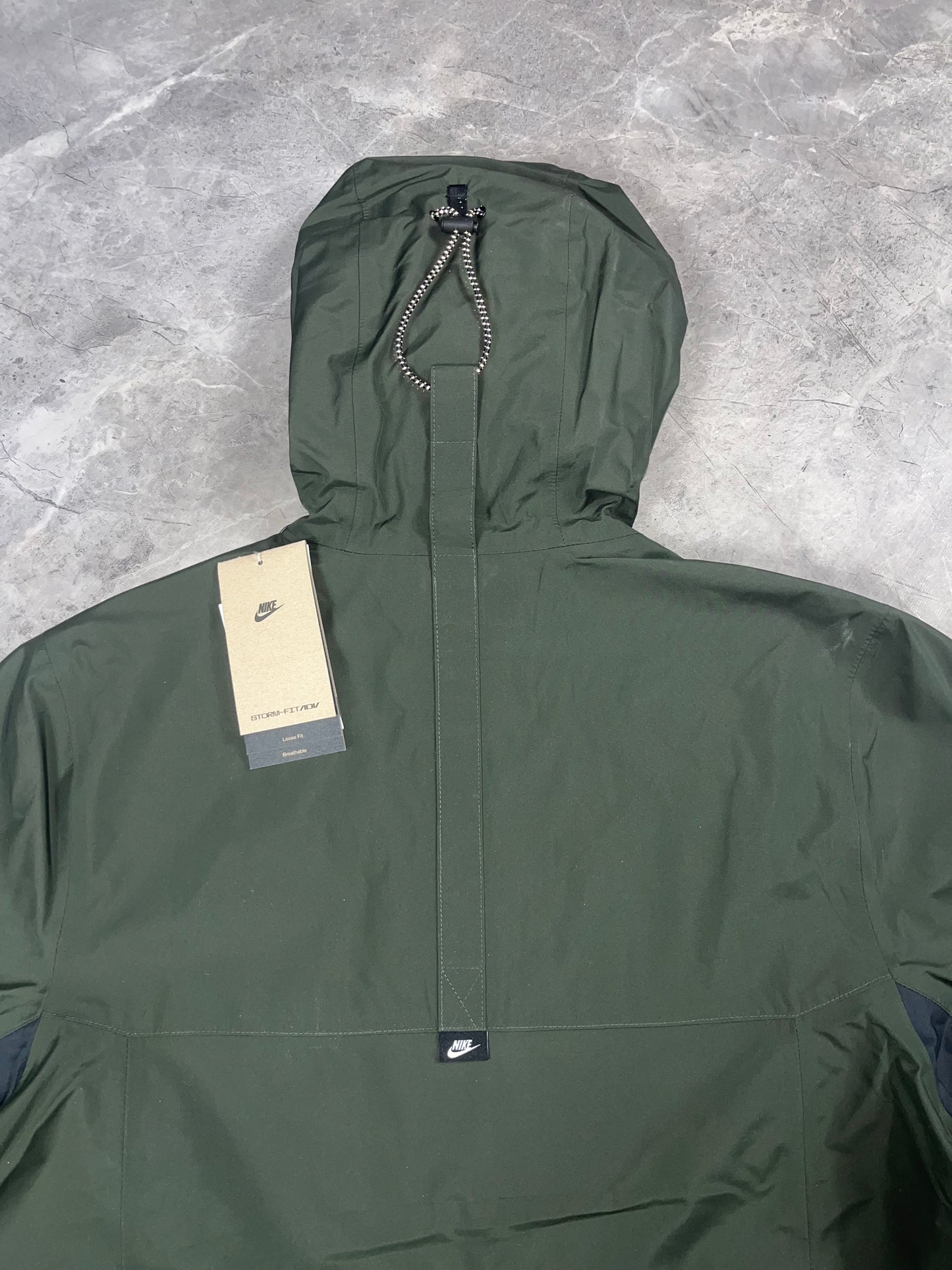 Nike Tech Stormfit muška jakna (S, M)