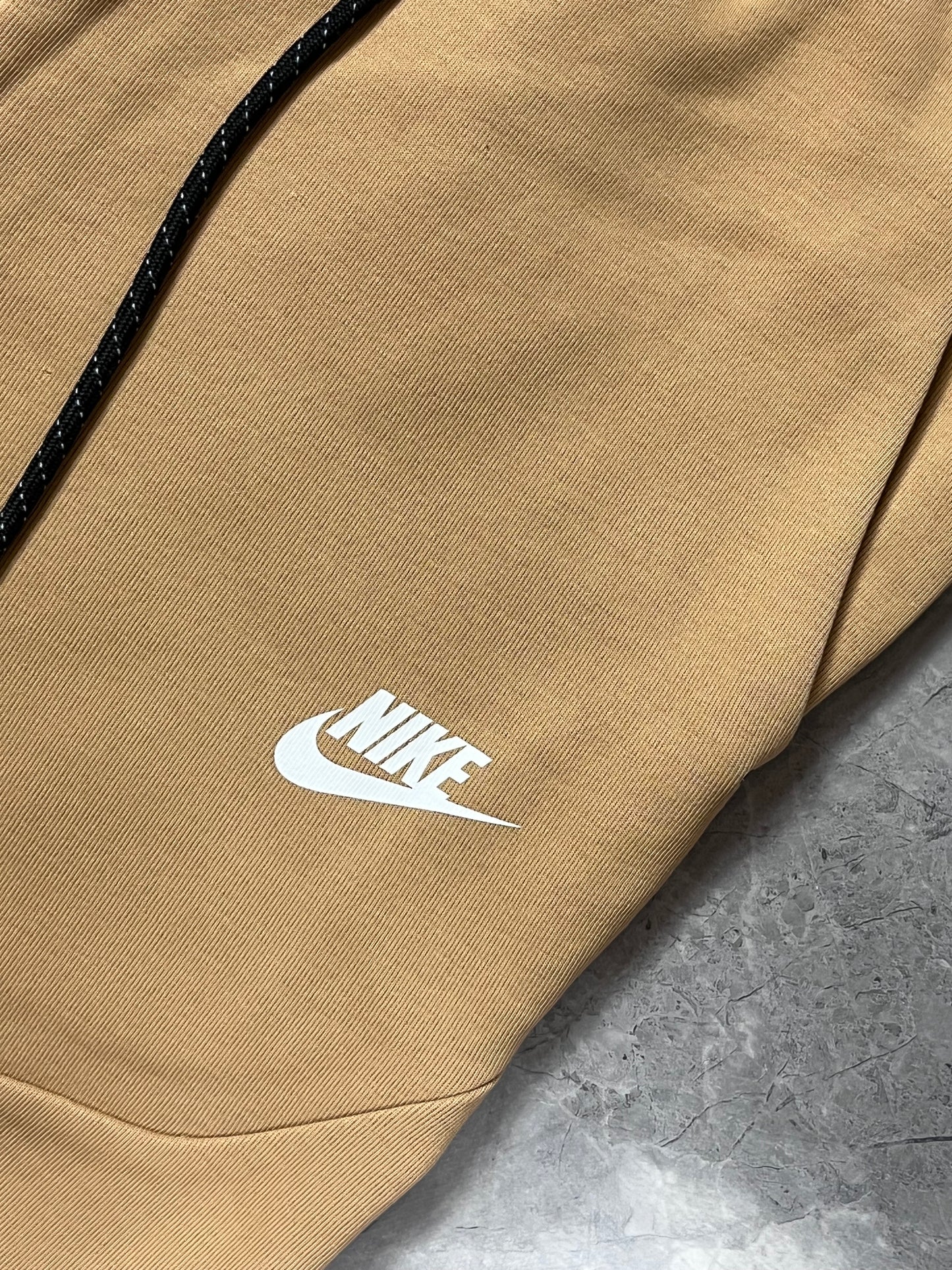 Nike Tech Fleece Gold muška trenerka (XS)