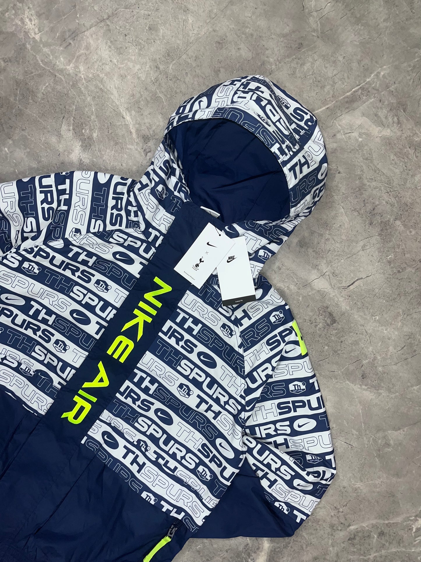 Nike Air Spurs muška šuškava dukserica jakna (M)