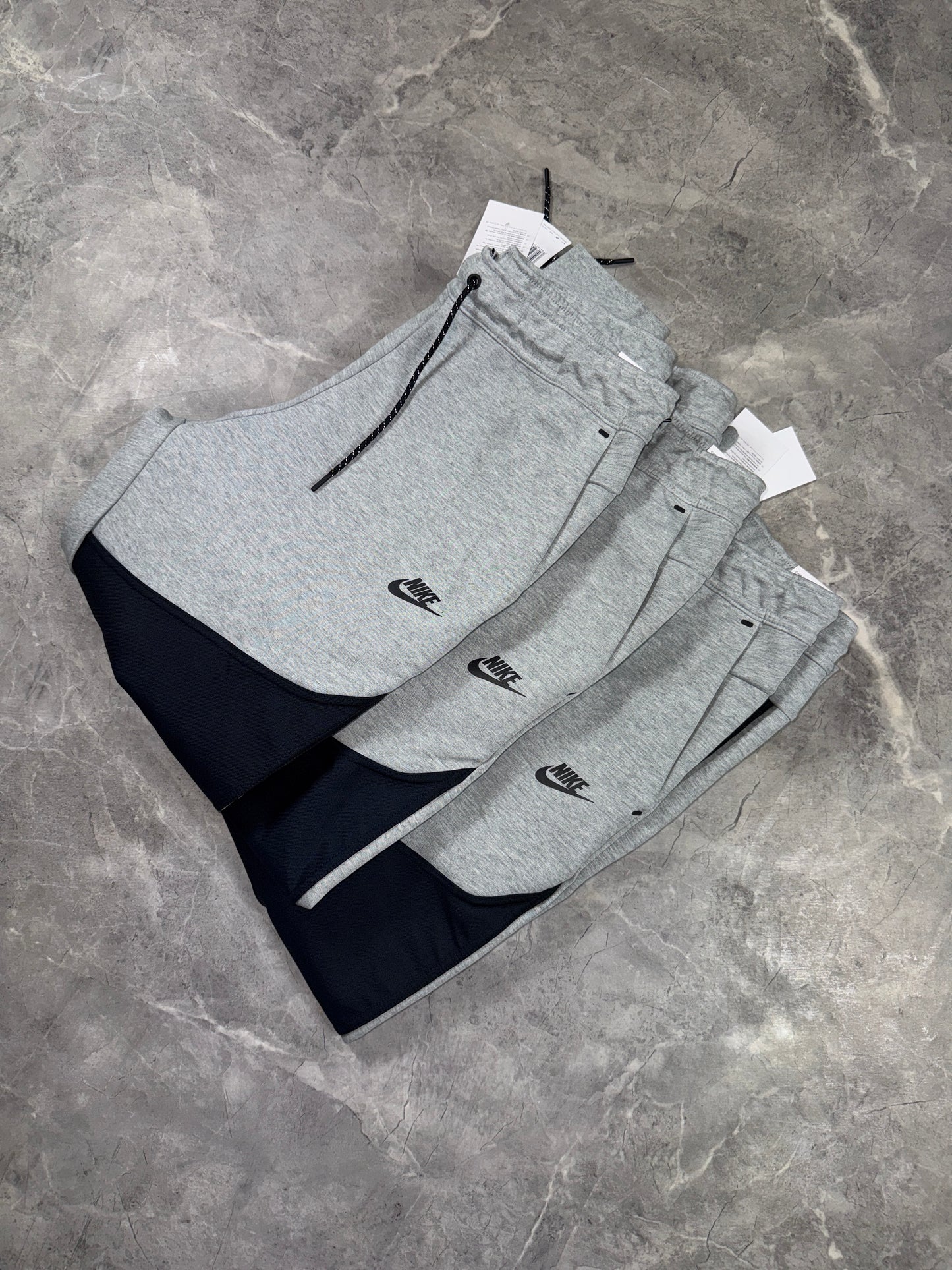 Nike Tech Fleece Hybrid muška trenerka (L,XL)