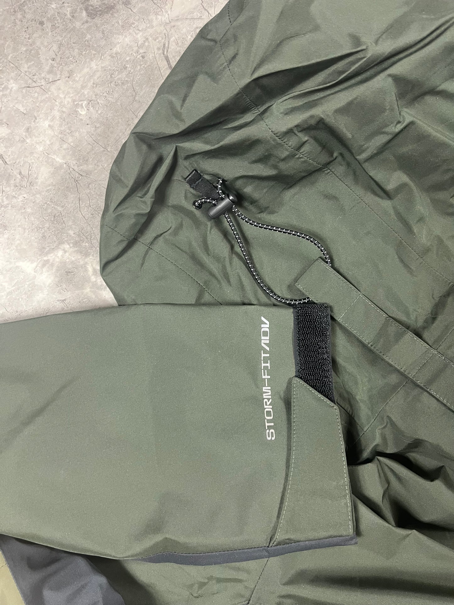 Nike Tech Stormfit muška jakna (S, M)