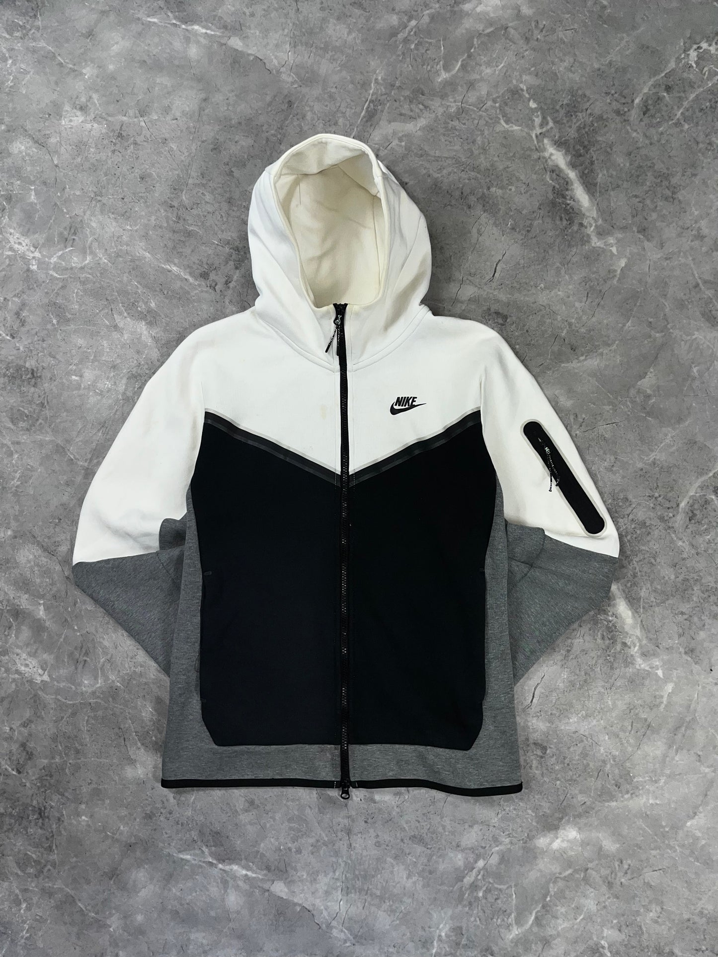 Nike Tech Fleece muška dukserica (S)