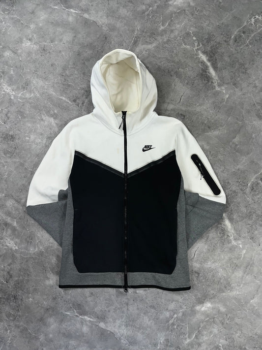 Nike Tech Fleece muška dukserica (S)
