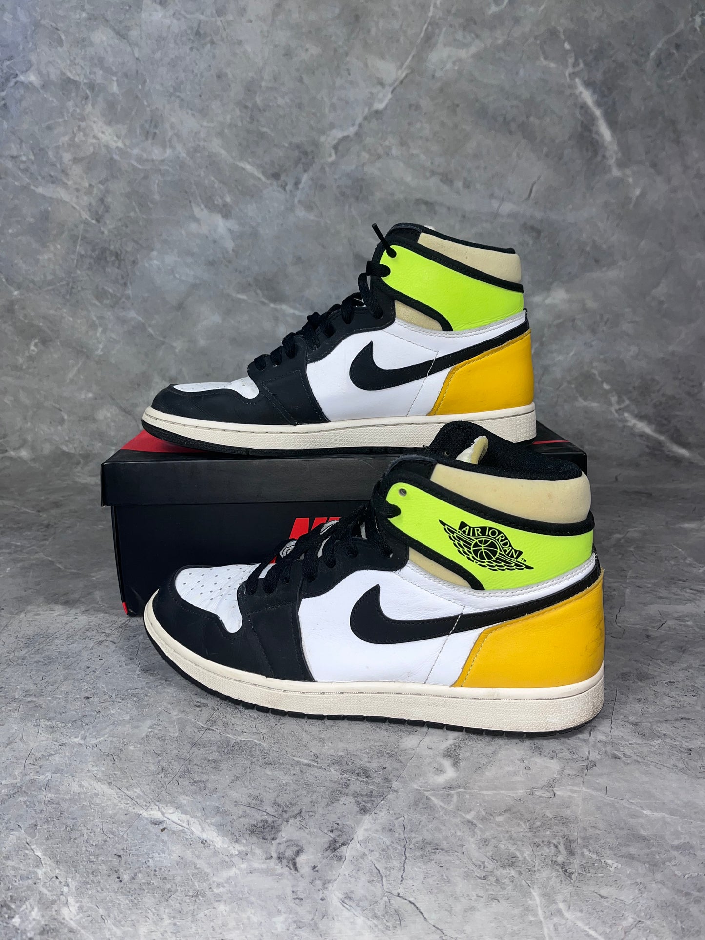 Air Jordan 1 High Volt Gold muške patike (44.5)