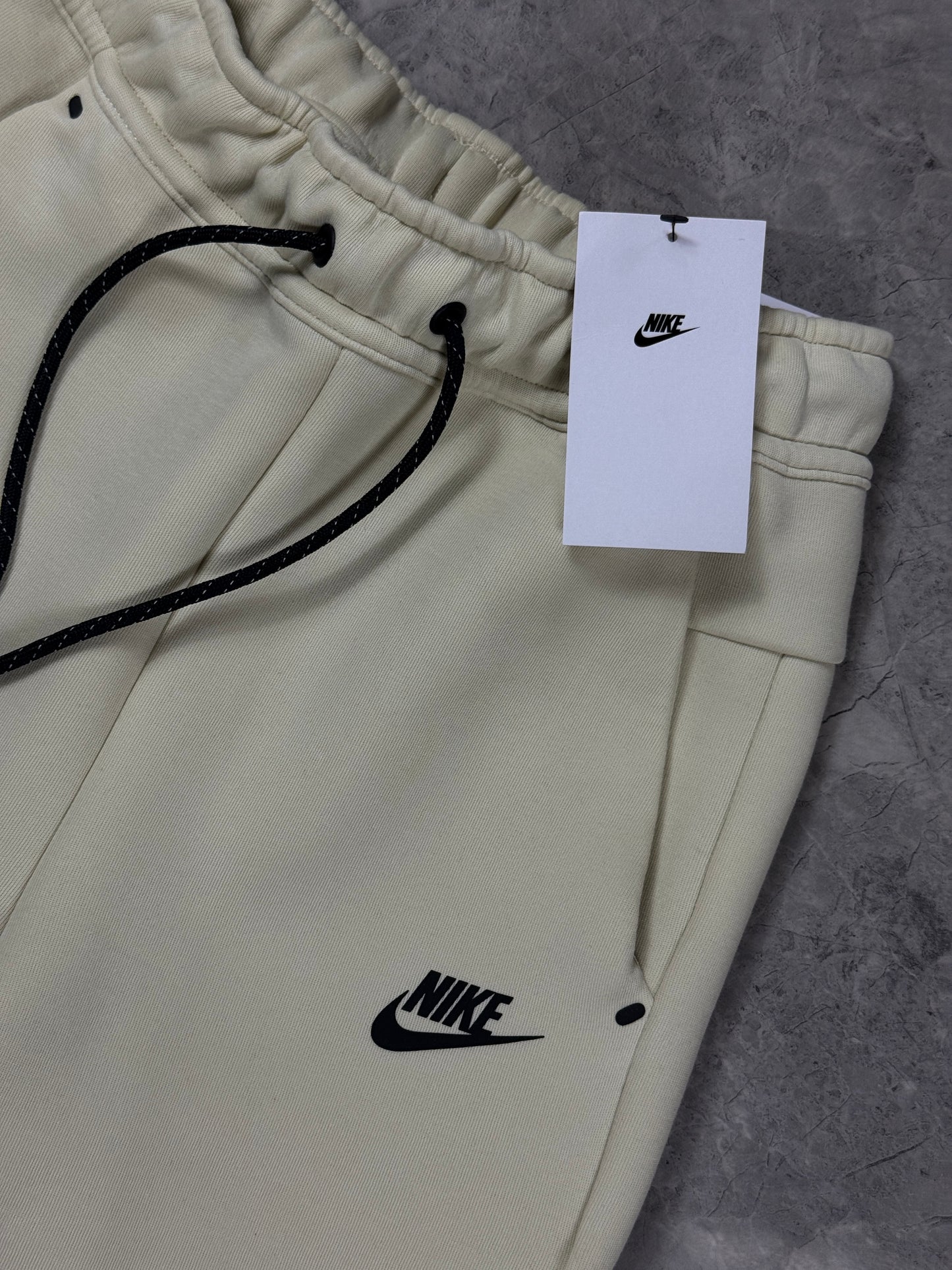Nike Tech Fleece muška trenerka (XS)