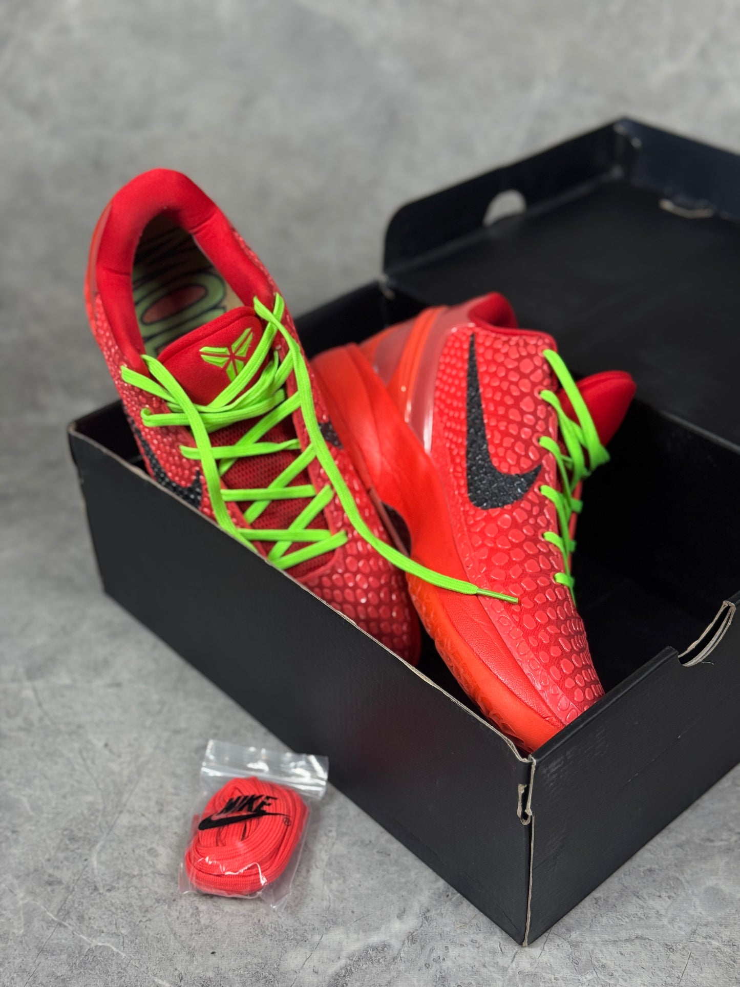 Nike Kobe 6 Protro Reverse Grinch muške patike (45)