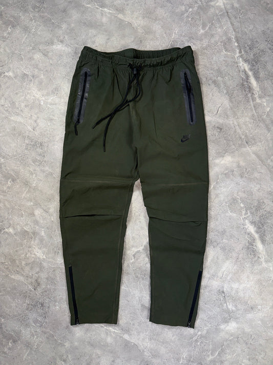 Nike Tech Fleece muške pantalone (L)