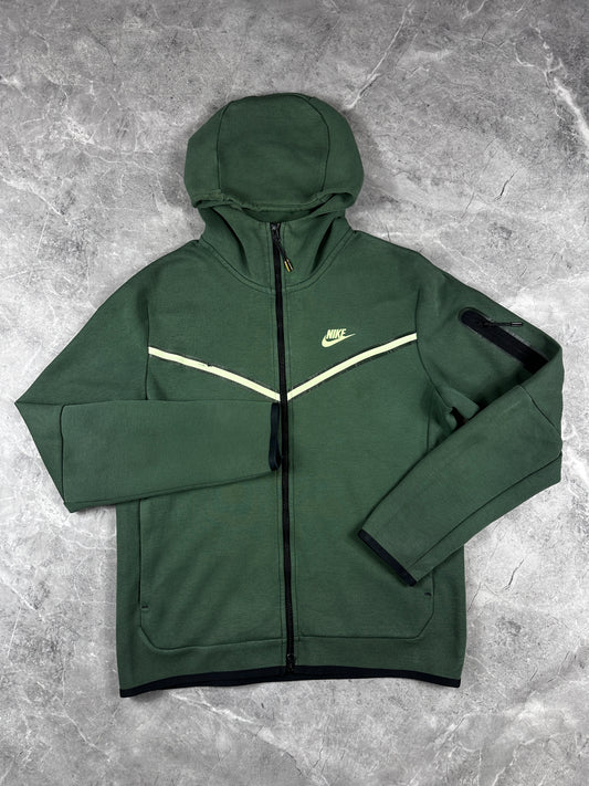 Nike Tech Fleece muška dukserica (M)