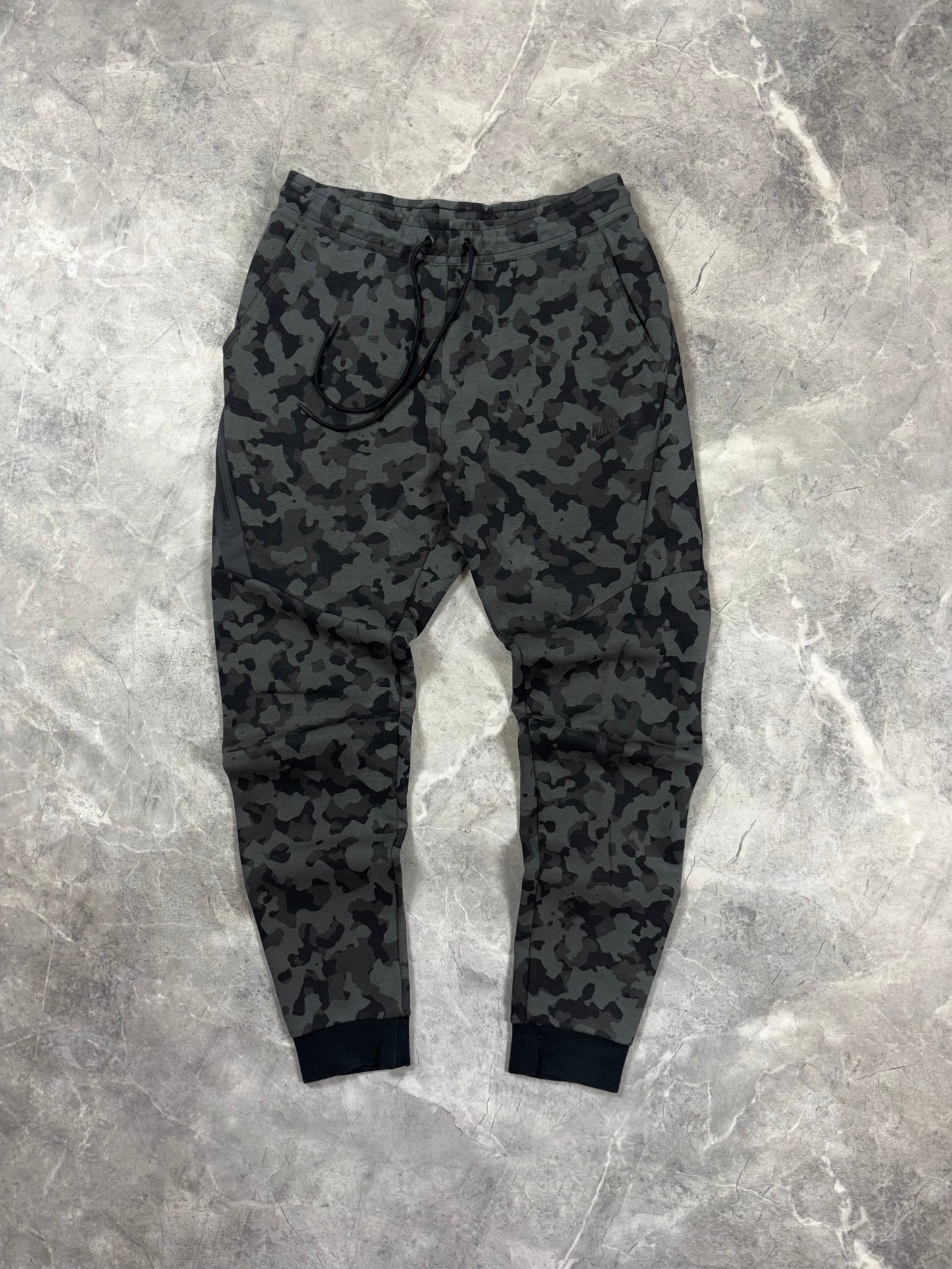 Nike Tech Fleece Camo muška trenerka(XS,S,M)