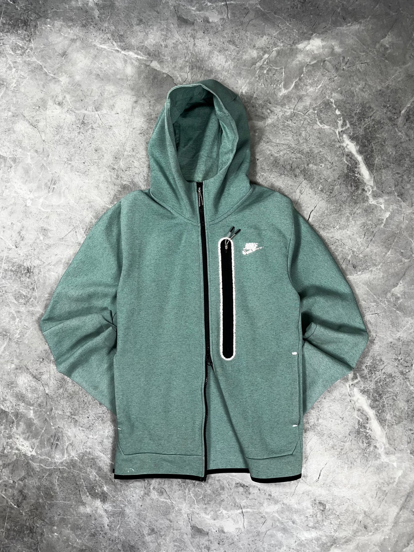 Nike Tech Fleece muška dukserica (M)
