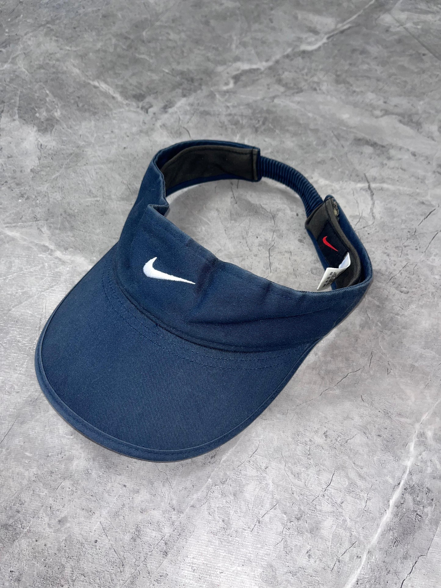 Nike kačket ()
