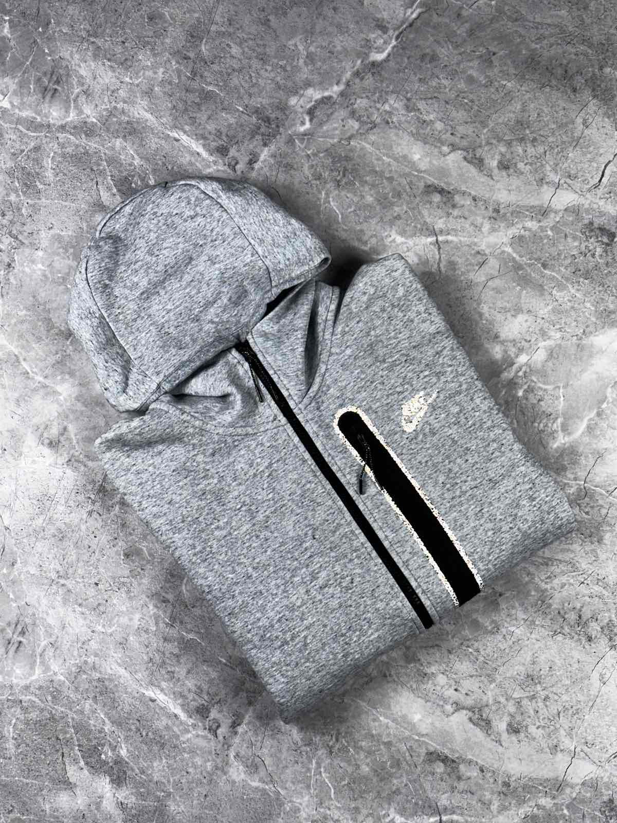 Nike Tech Fleece muška dukserica (S)