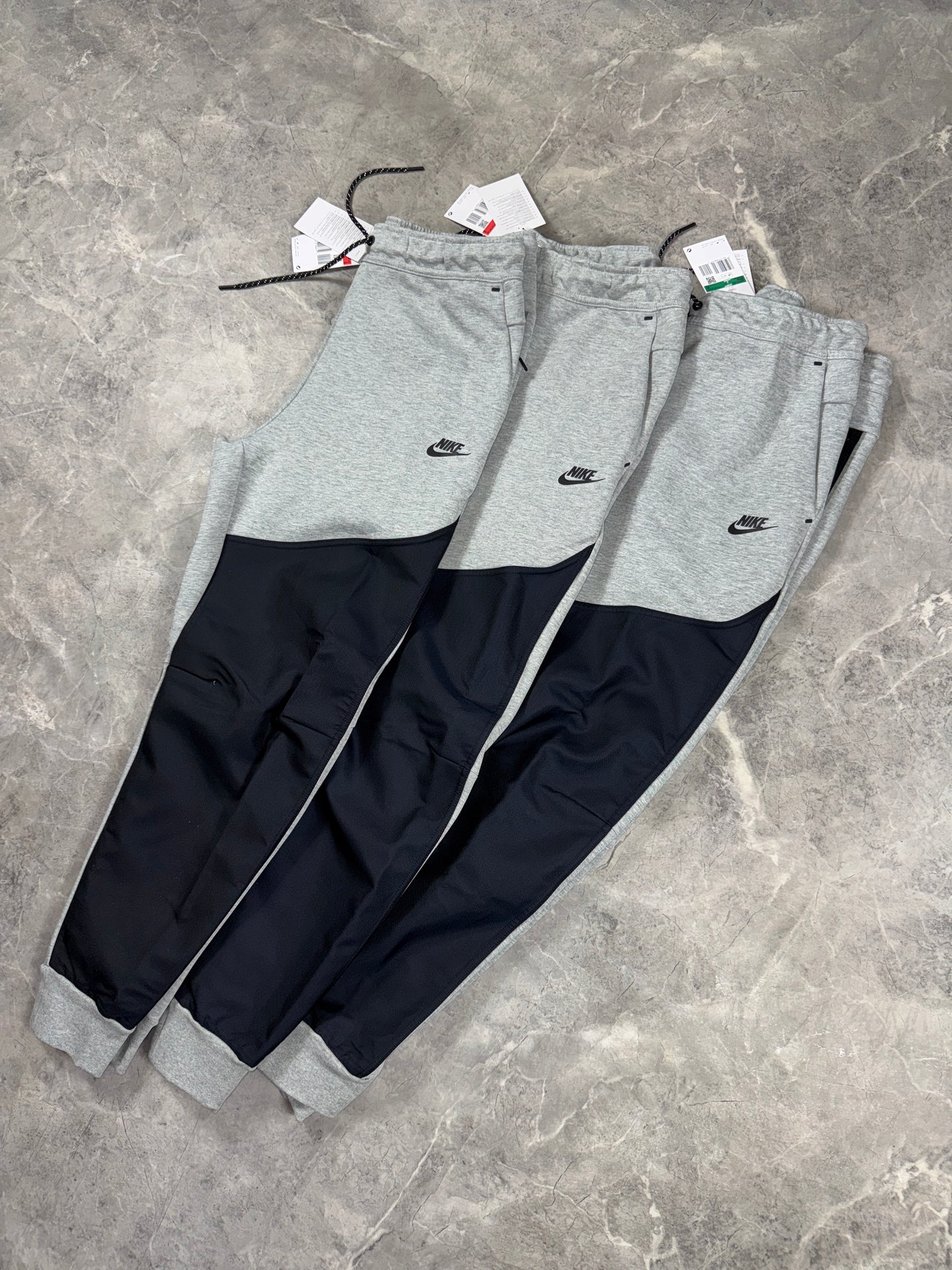 Nike Tech Fleece Hybrid muška trenerka (L,XL)