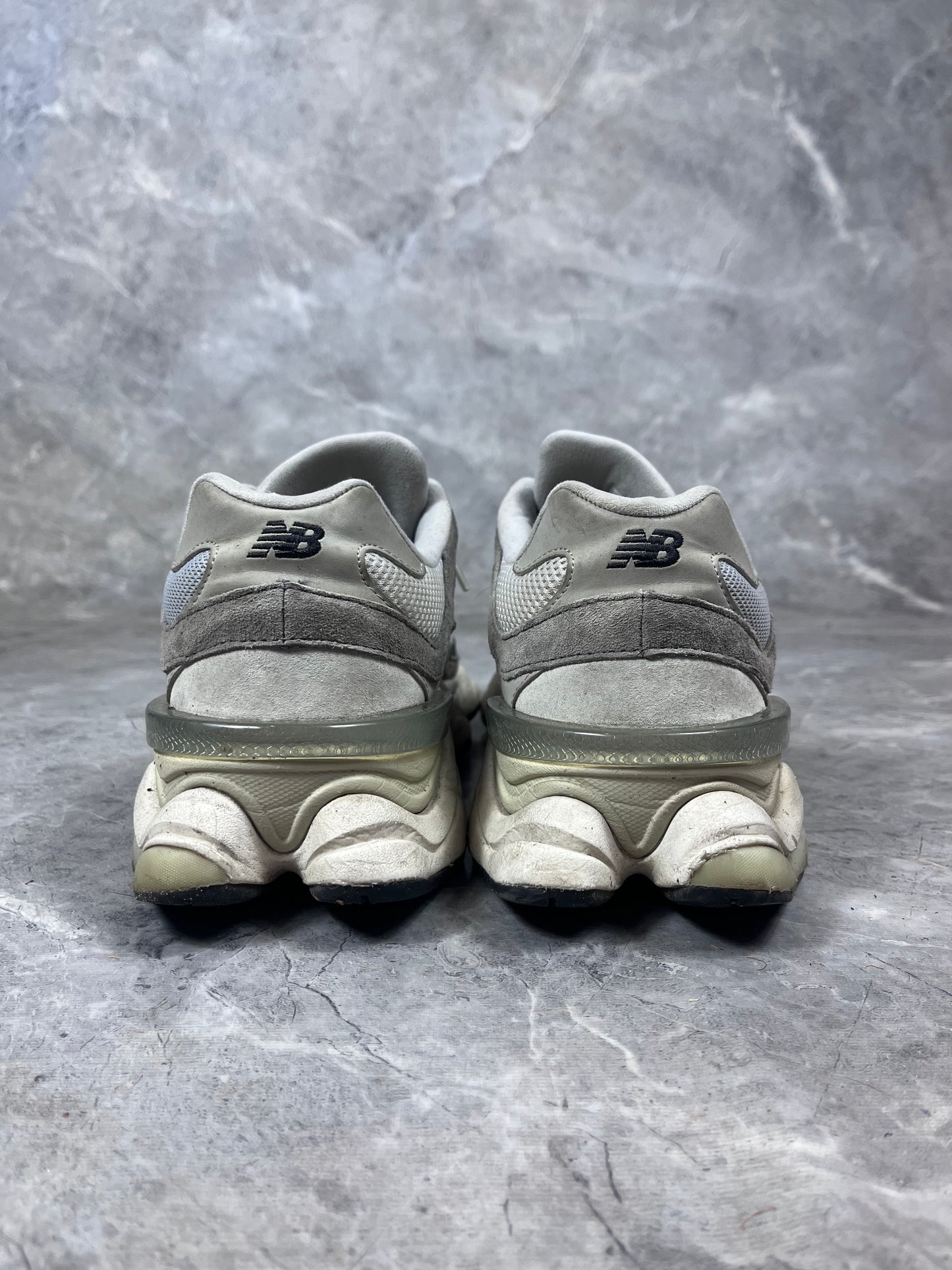 New Balance 9060 Rain Cloud Grey (44.5)