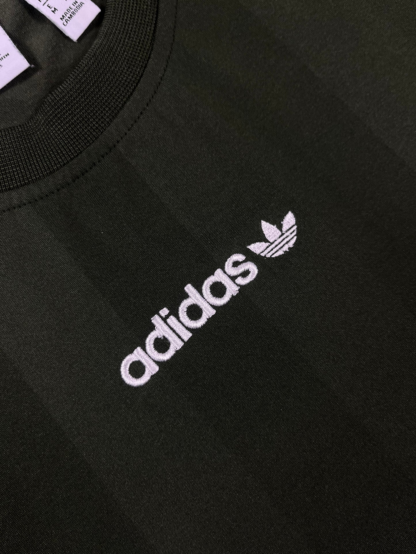 Adidas Originals olive muška majica (M)